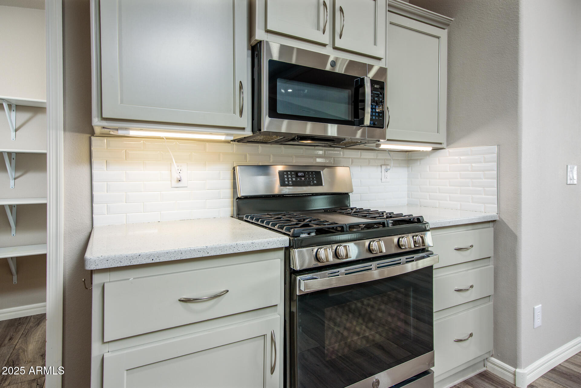 Pueblo El Mirage RV & Golf Resort - Residential