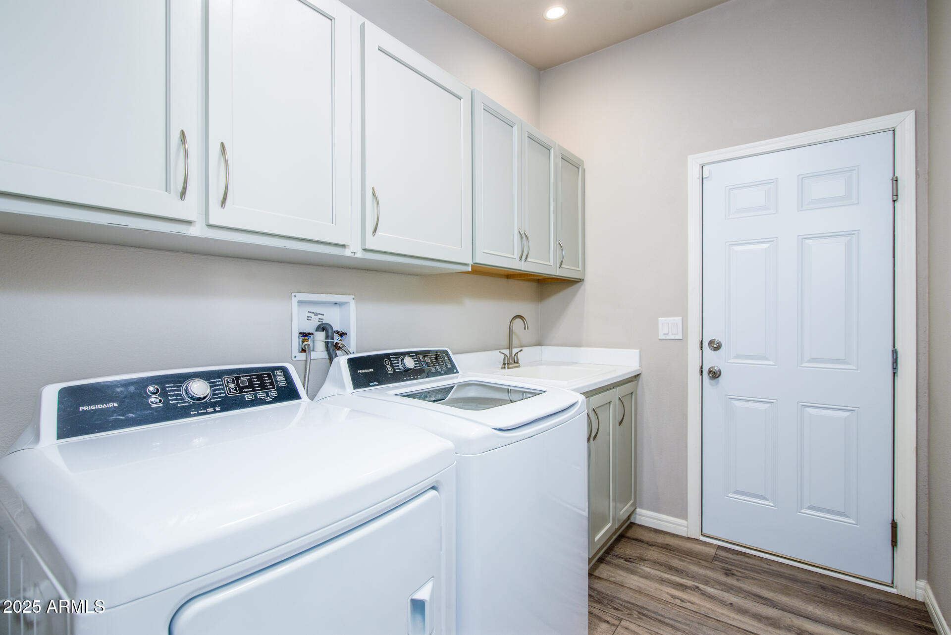 Pueblo El Mirage RV & Golf Resort - Residential