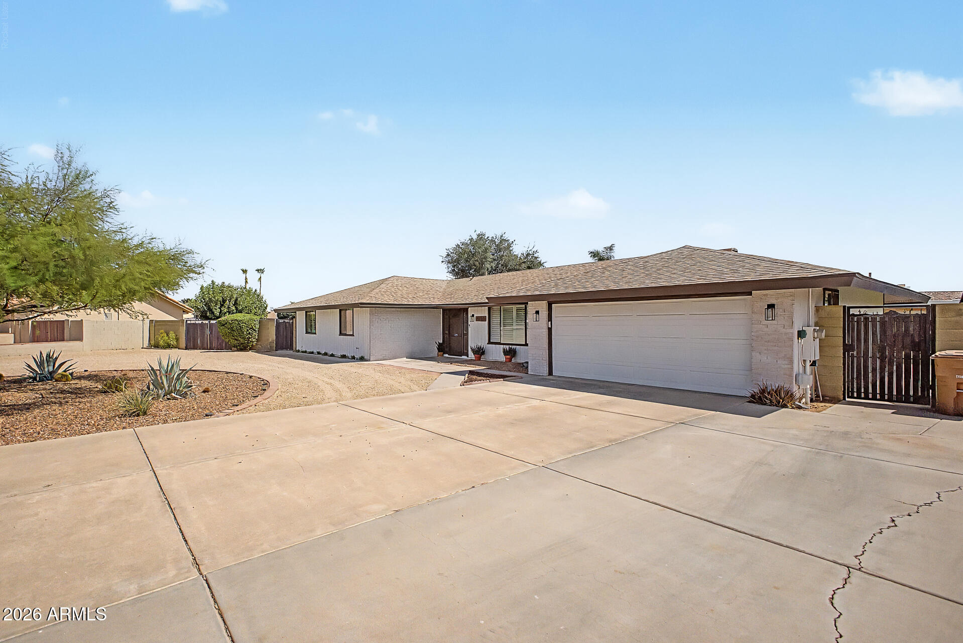 STARLIGHT ESTATES - Residential
