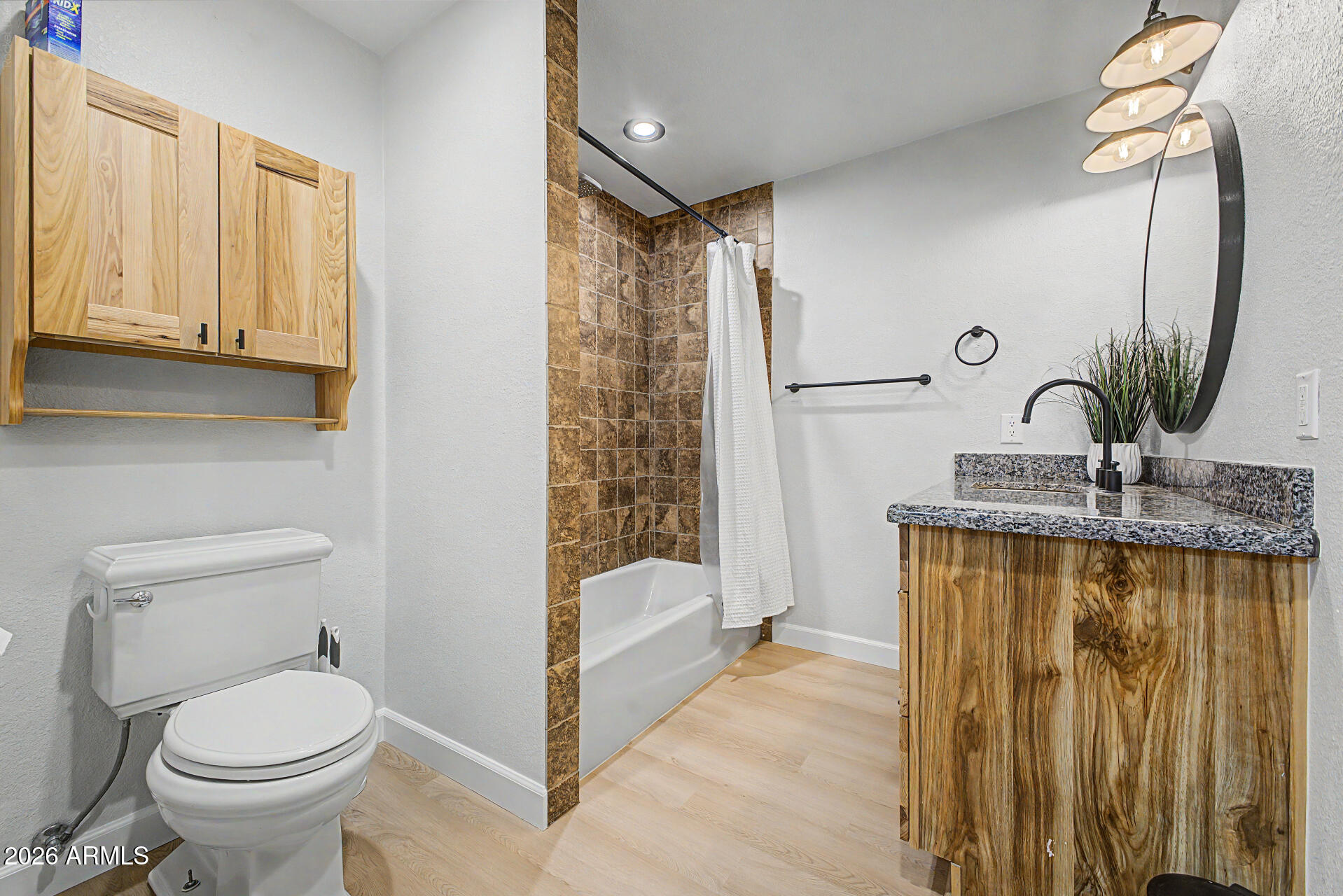 STARLIGHT ESTATES - Residential