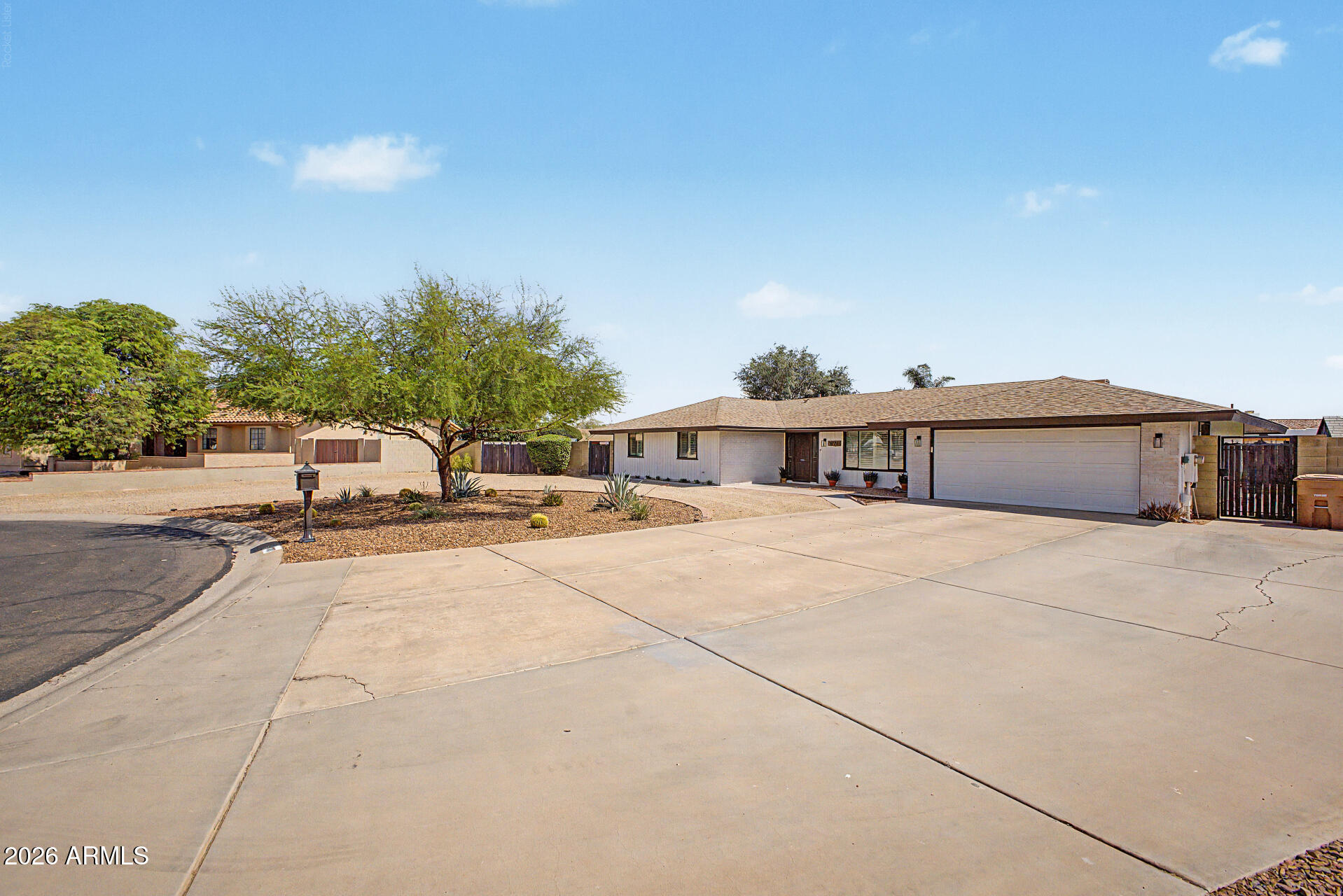 STARLIGHT ESTATES - Residential