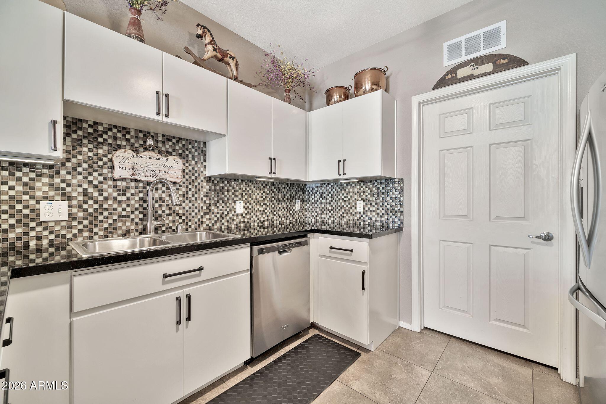 RENAISSANCE VILLAS ON THE PARK CONDOMINIUM - Residential