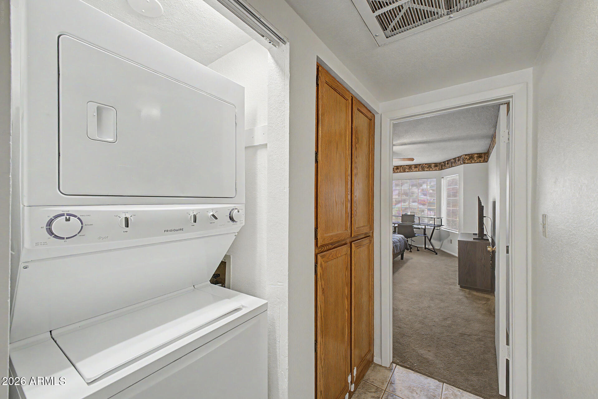 CRESTVIEW CHATEAUX UNIT 2 AMD 101-130 201-230 A-B - Residential