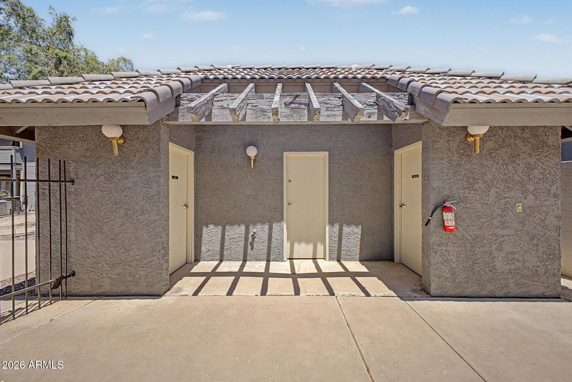 CRESTVIEW CHATEAUX UNIT 2 AMD 101-130 201-230 A-B - Residential