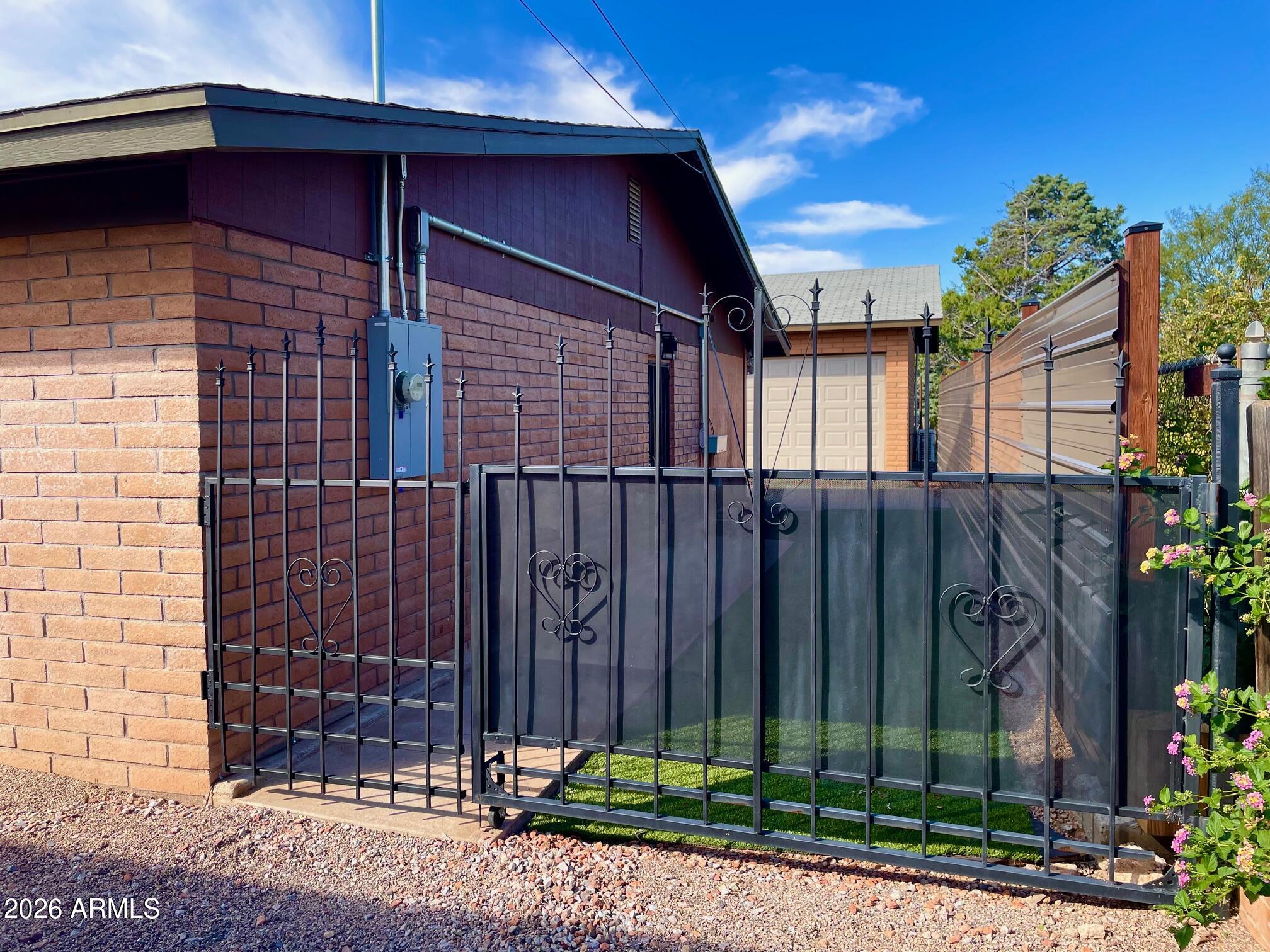 Miramonte Acres - Residential