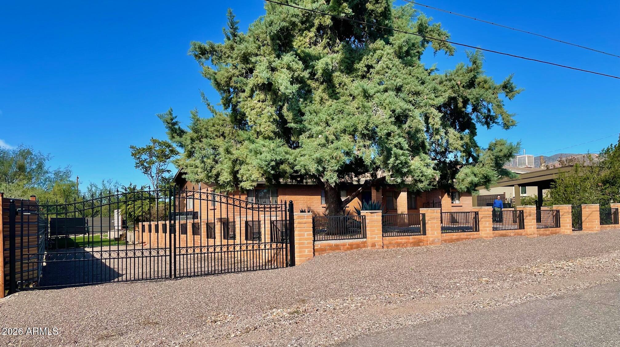 Miramonte Acres - Residential
