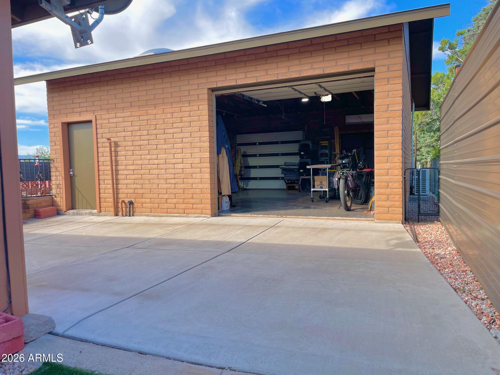 Miramonte Acres - Residential