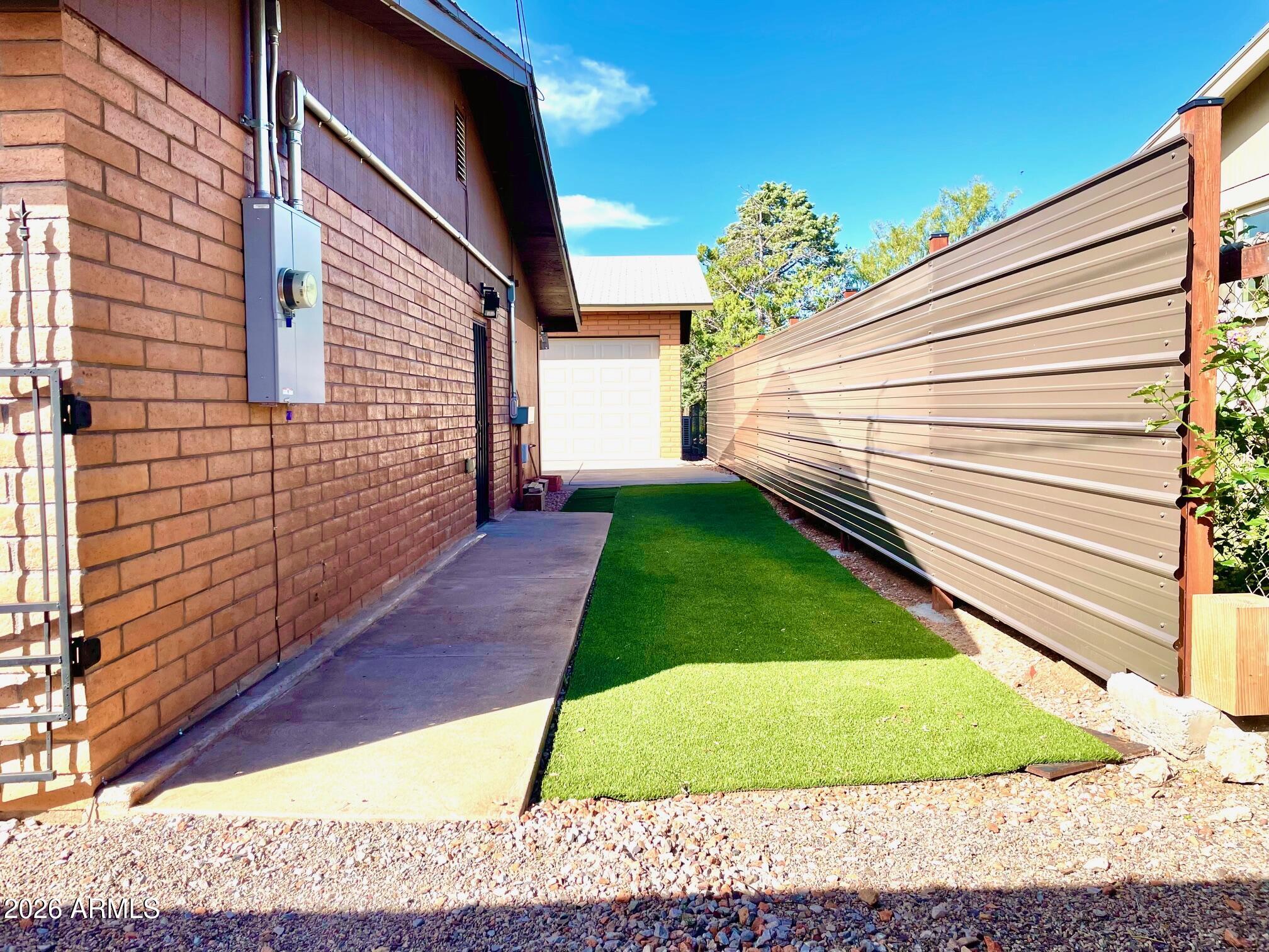 Miramonte Acres - Residential