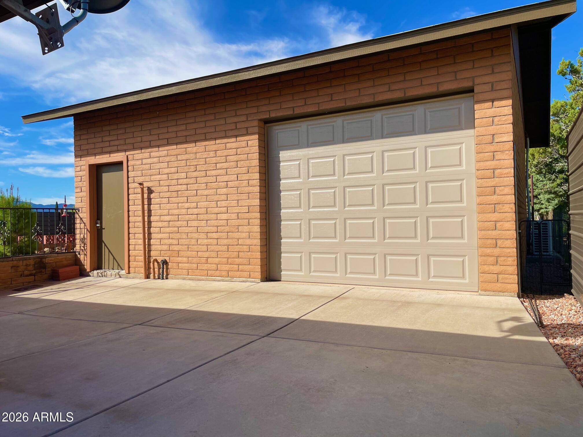 Miramonte Acres - Residential