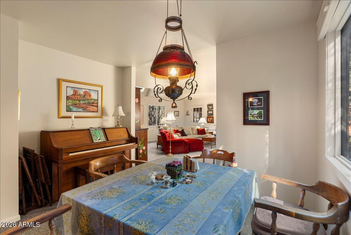 PINE FLATS - Residential