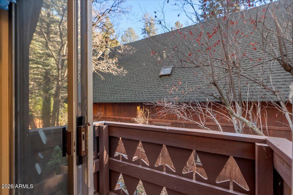 PINE FLATS - Residential