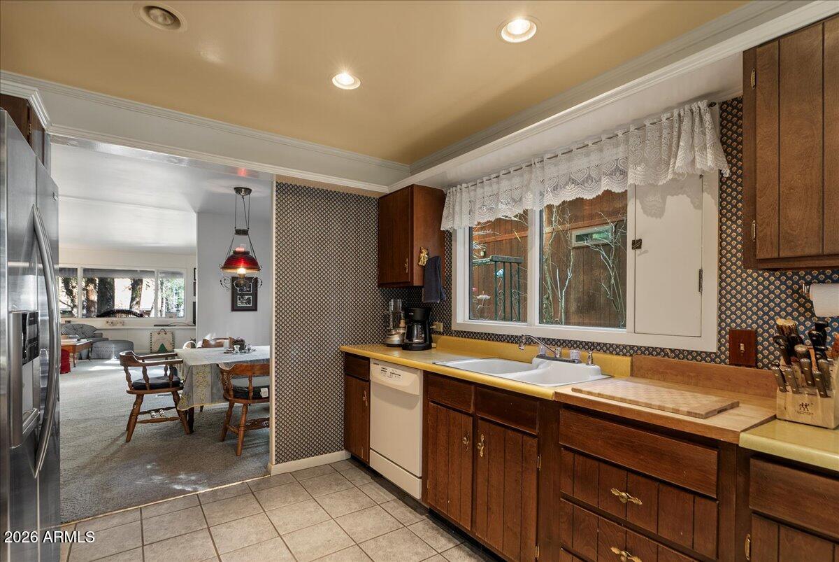 PINE FLATS - Residential