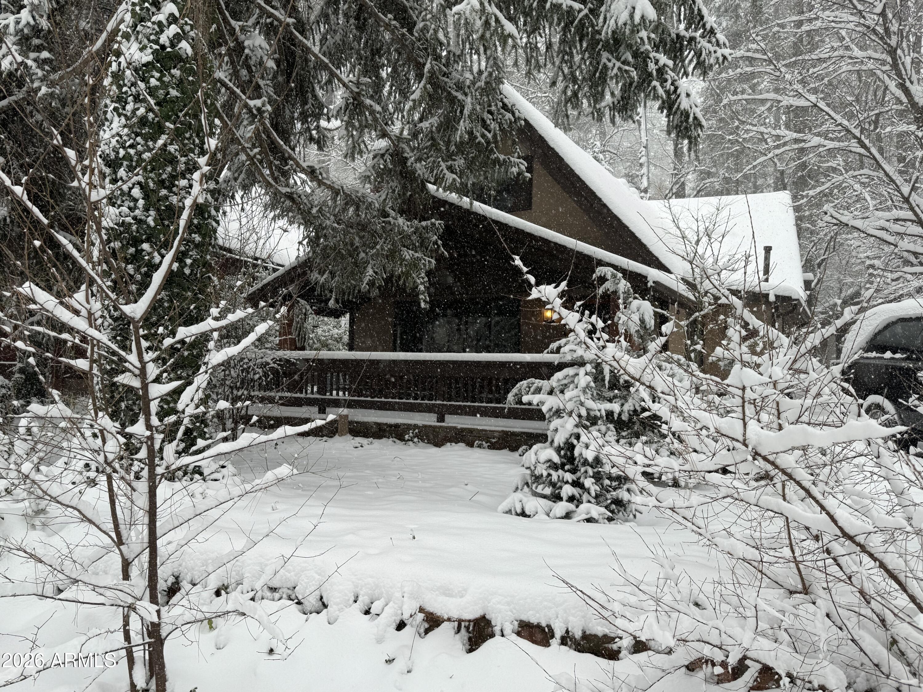 PINE FLATS - Residential