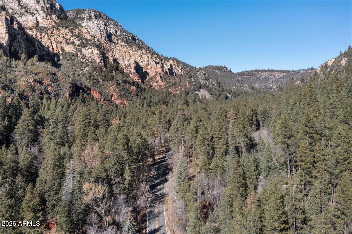 PINE FLATS - Residential