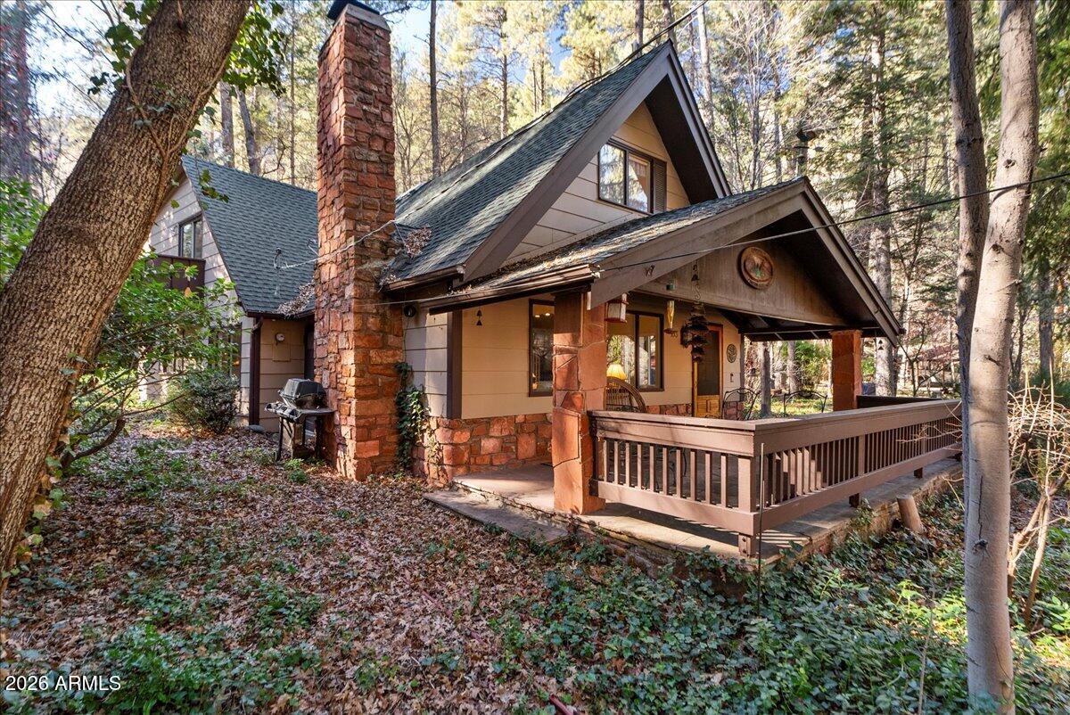 PINE FLATS - Residential