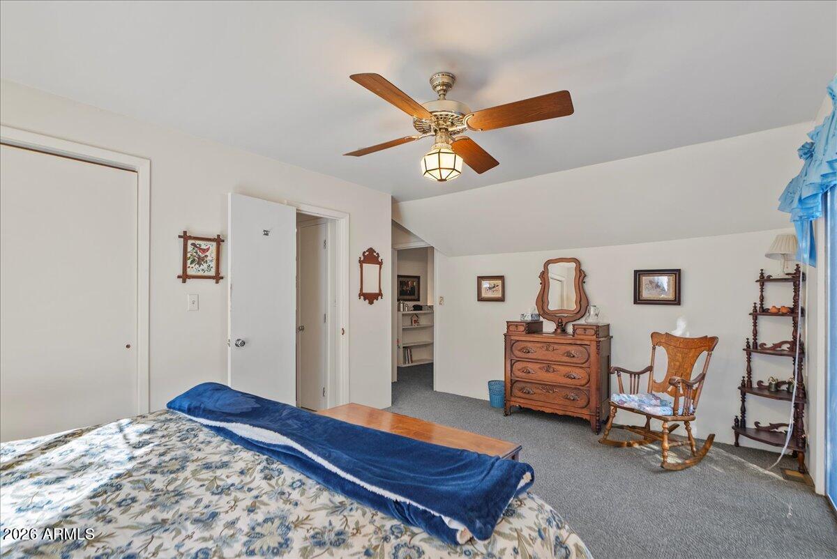 PINE FLATS - Residential
