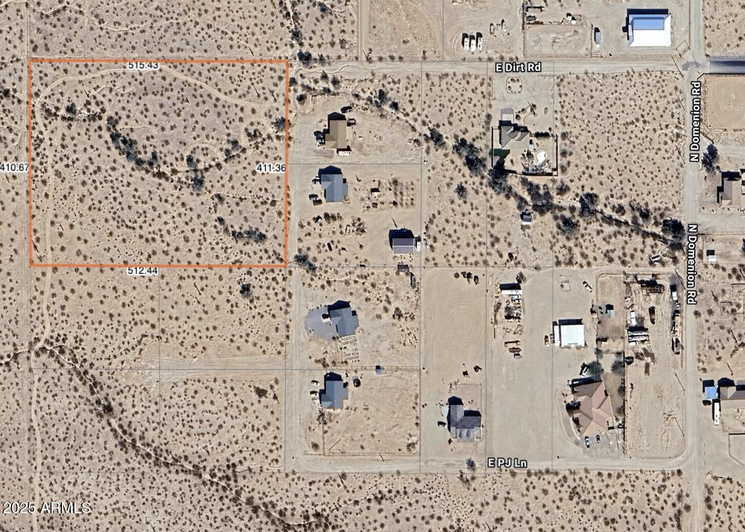 Beautiful 4.83 acres of land in Florence.
This property has a recorded survey to be split into 4 lots, ready to be finalized if buyer chooses to. Amazing opportunity to own some beautiful land! 🌵