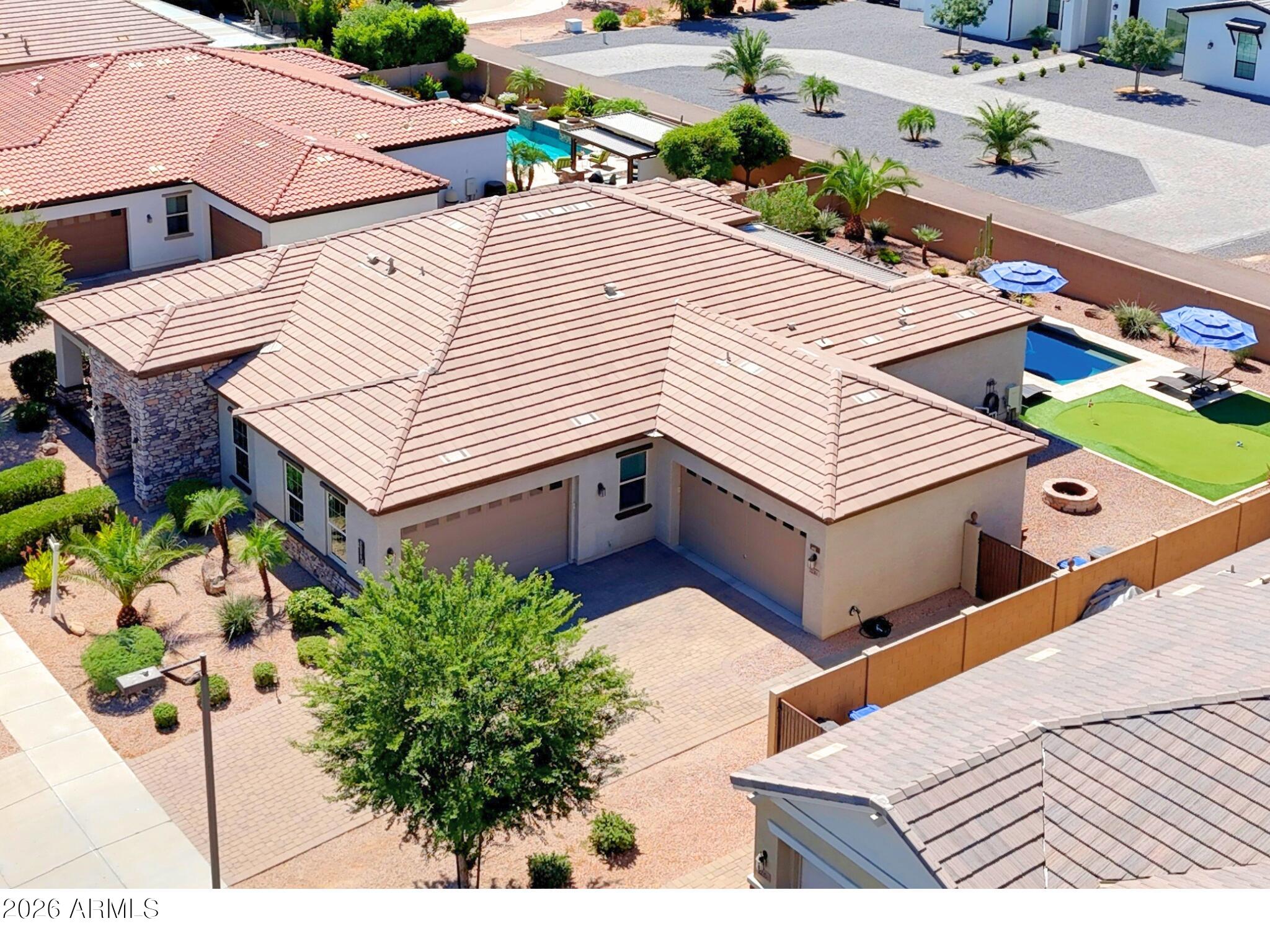 LA SENTIERO - Residential