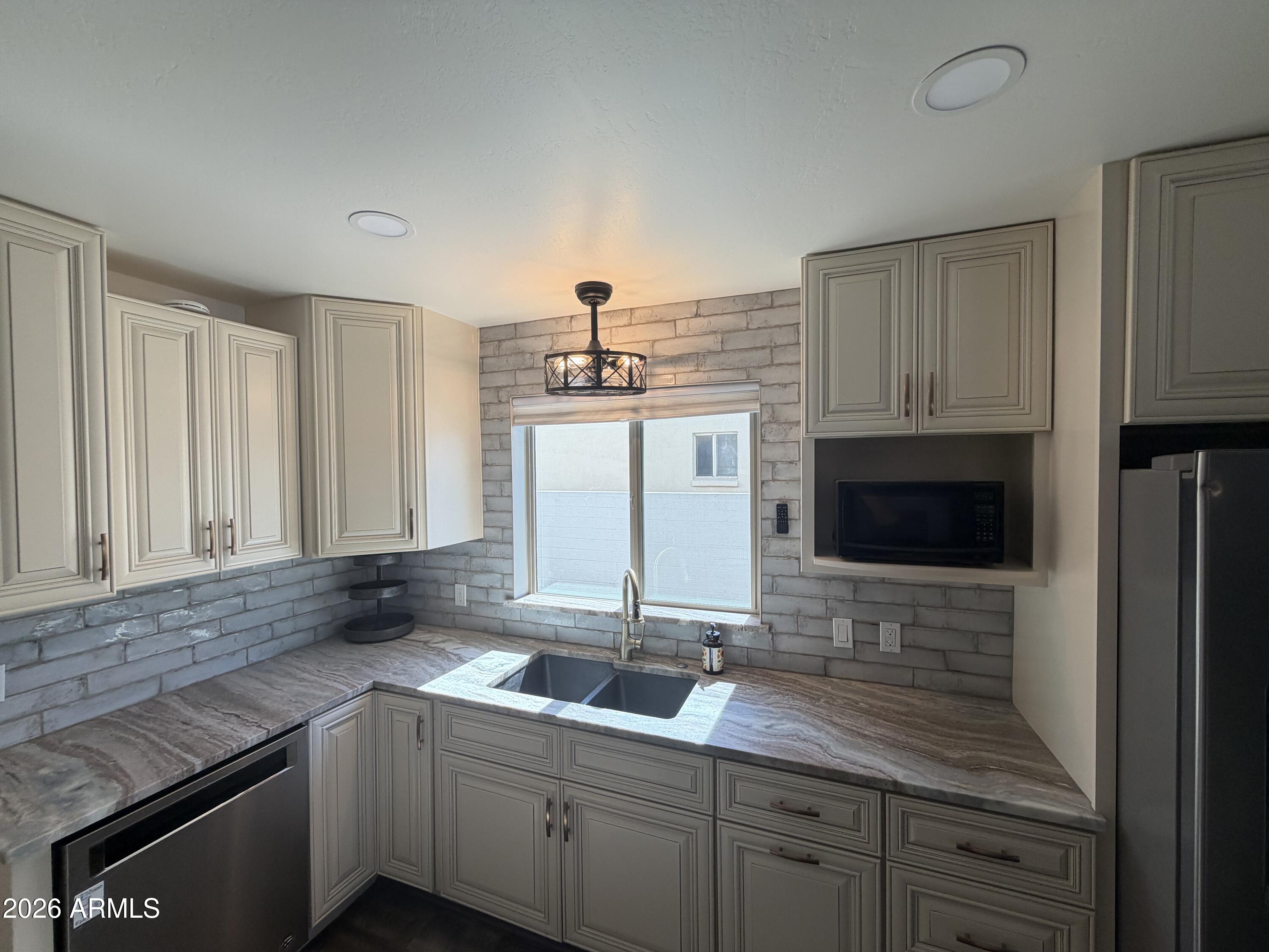 SHALIMAR WEST - Residential