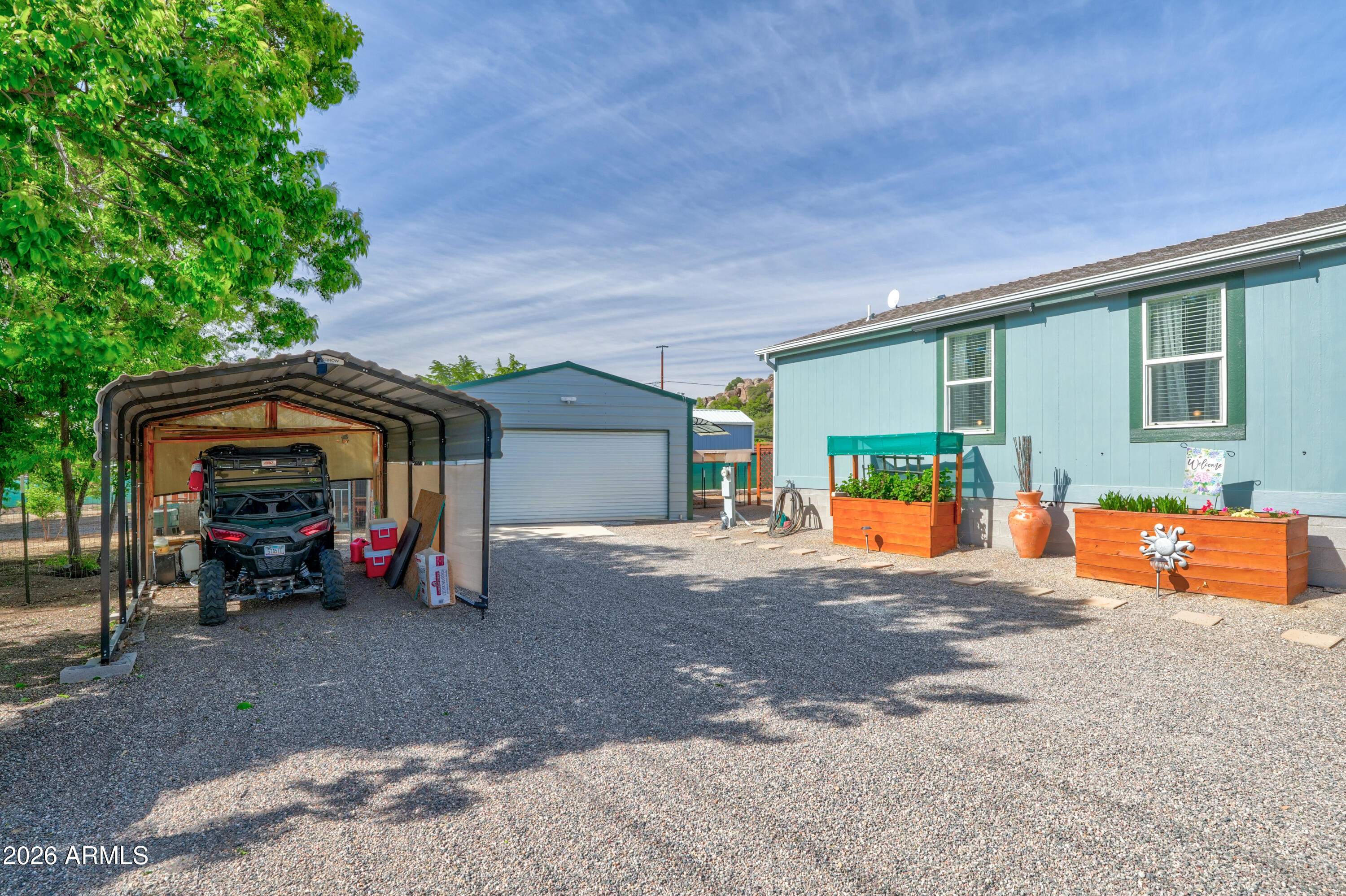 BOULDER MESA - Residential