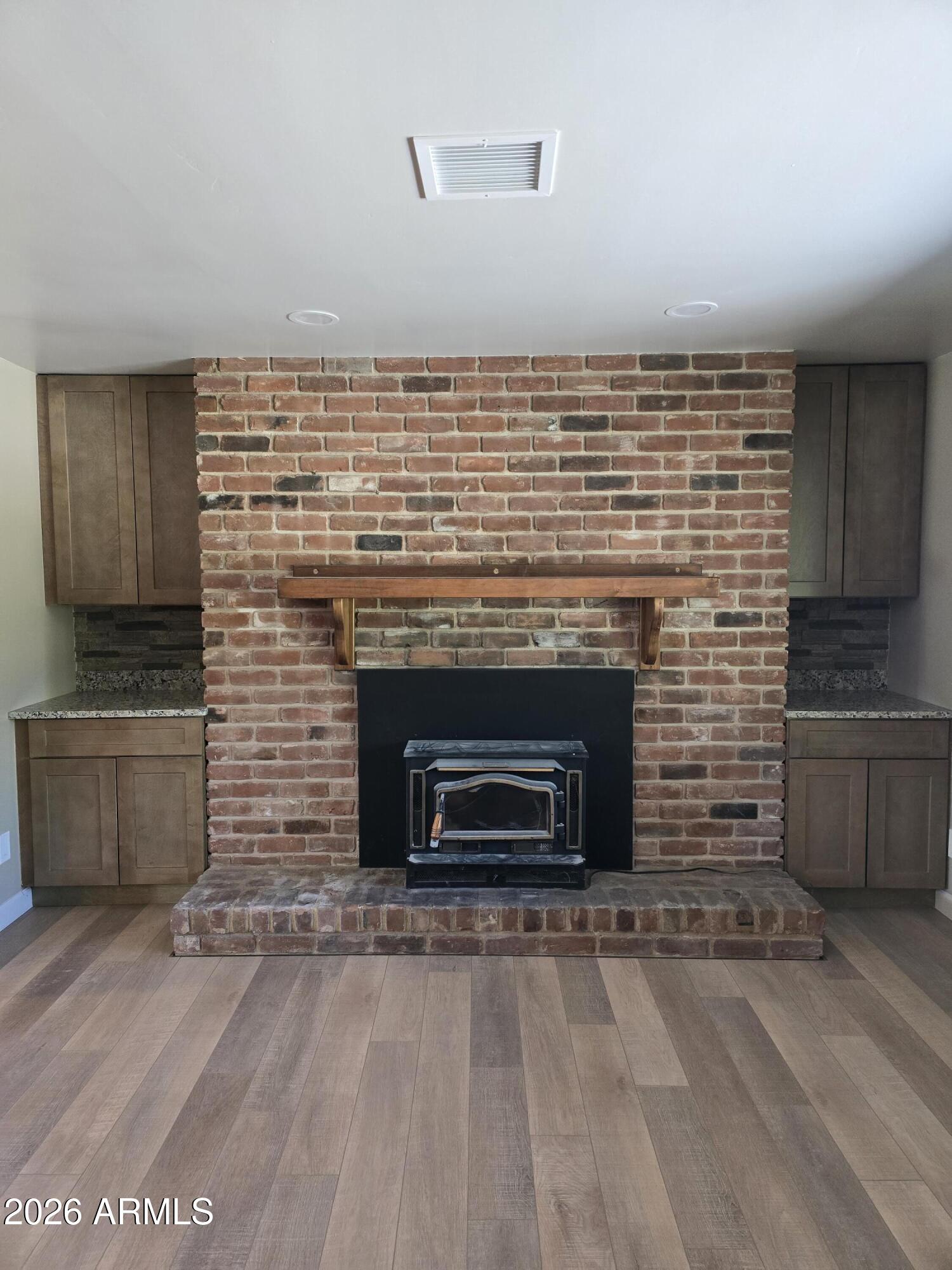 FORT LINCOLN ESTATES UNIT 2 - Residential
