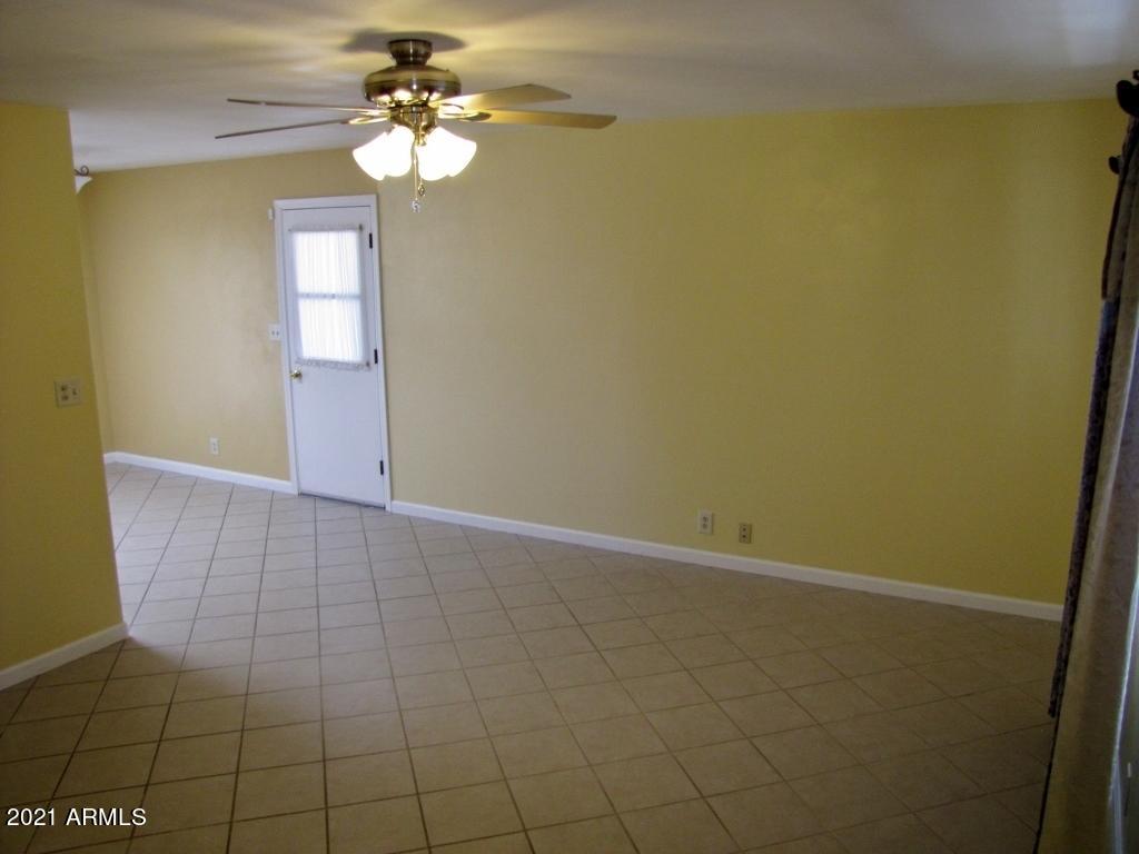 GARDEN CANYON UNIT 3 - Residential Lease