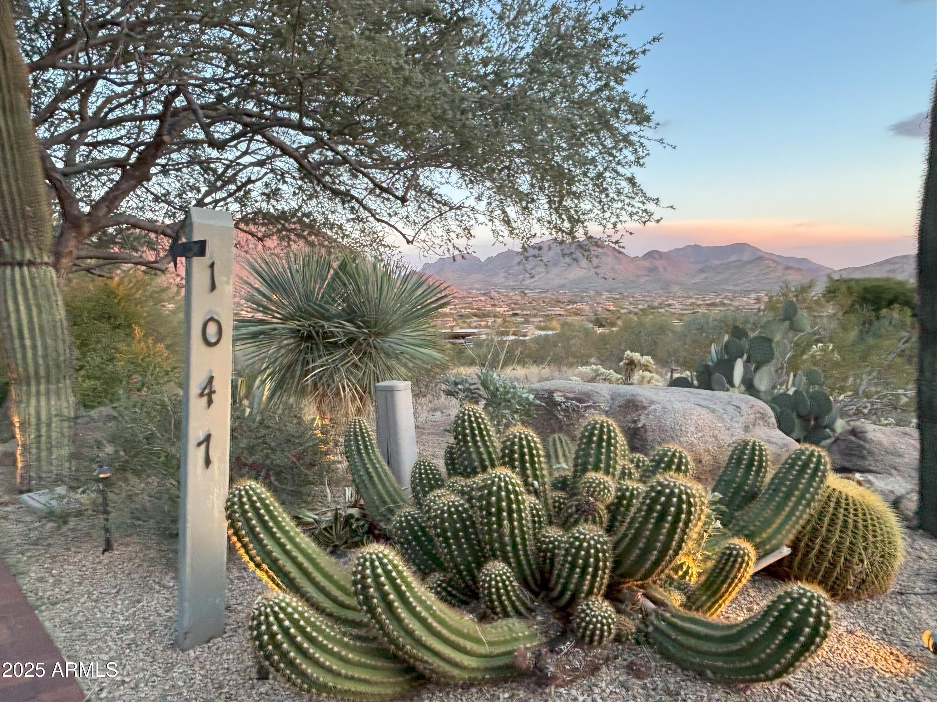 DESERT HIGHLANDS - Residential