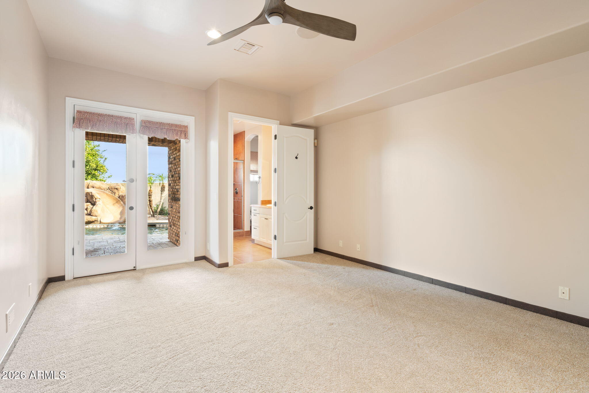 STELLAR AIRPARK ESTATES - Residential