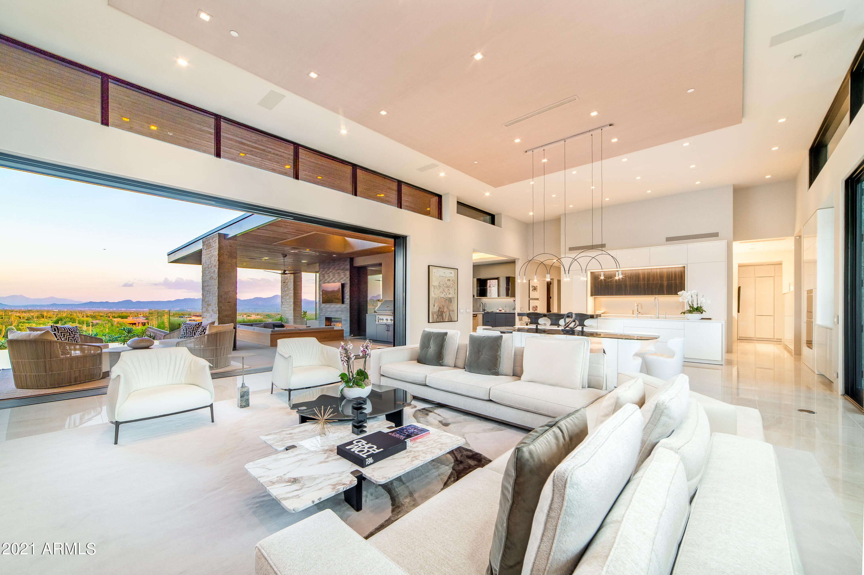 DOVE MOUNTAIN RESORT - Residential