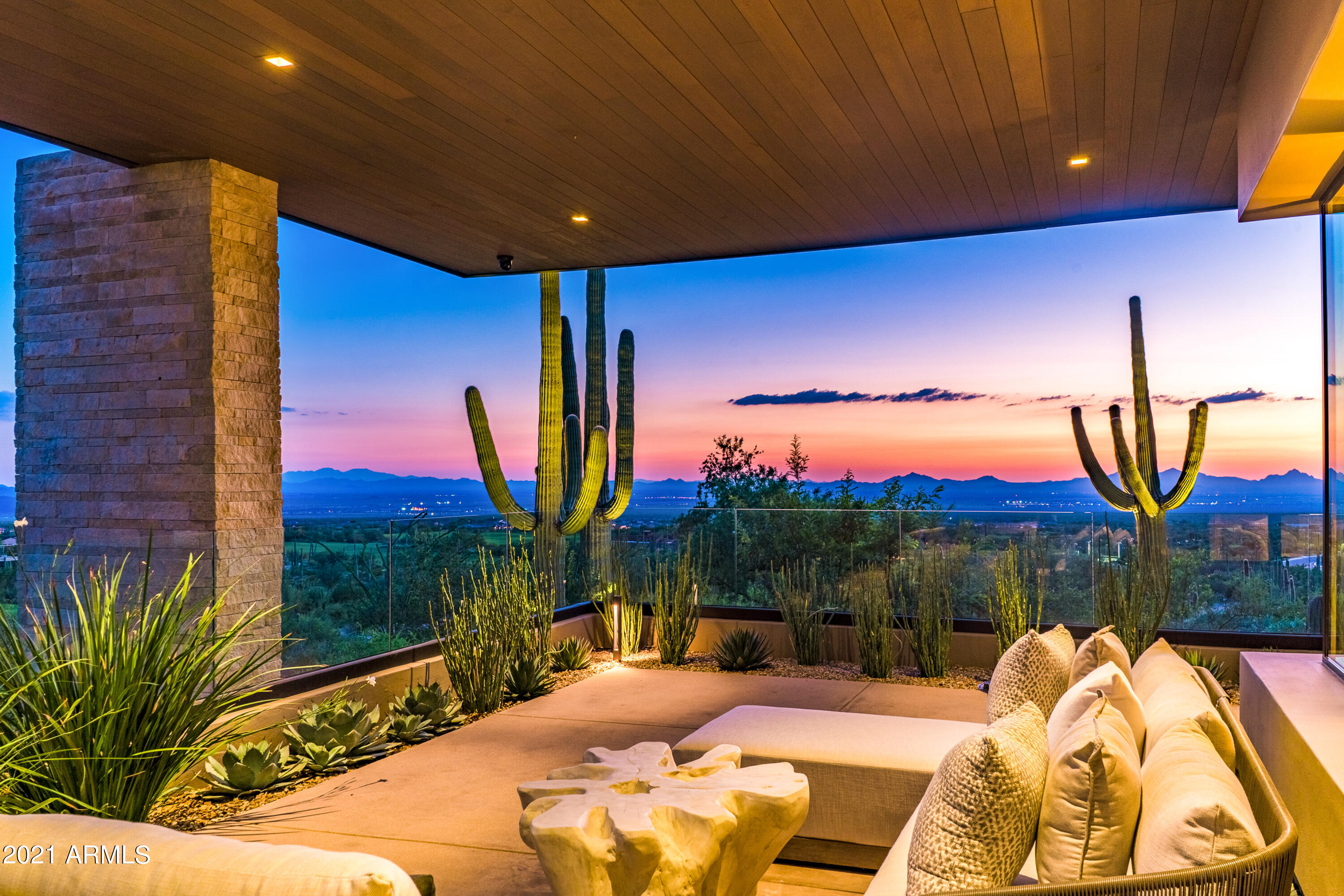 DOVE MOUNTAIN RESORT - Residential