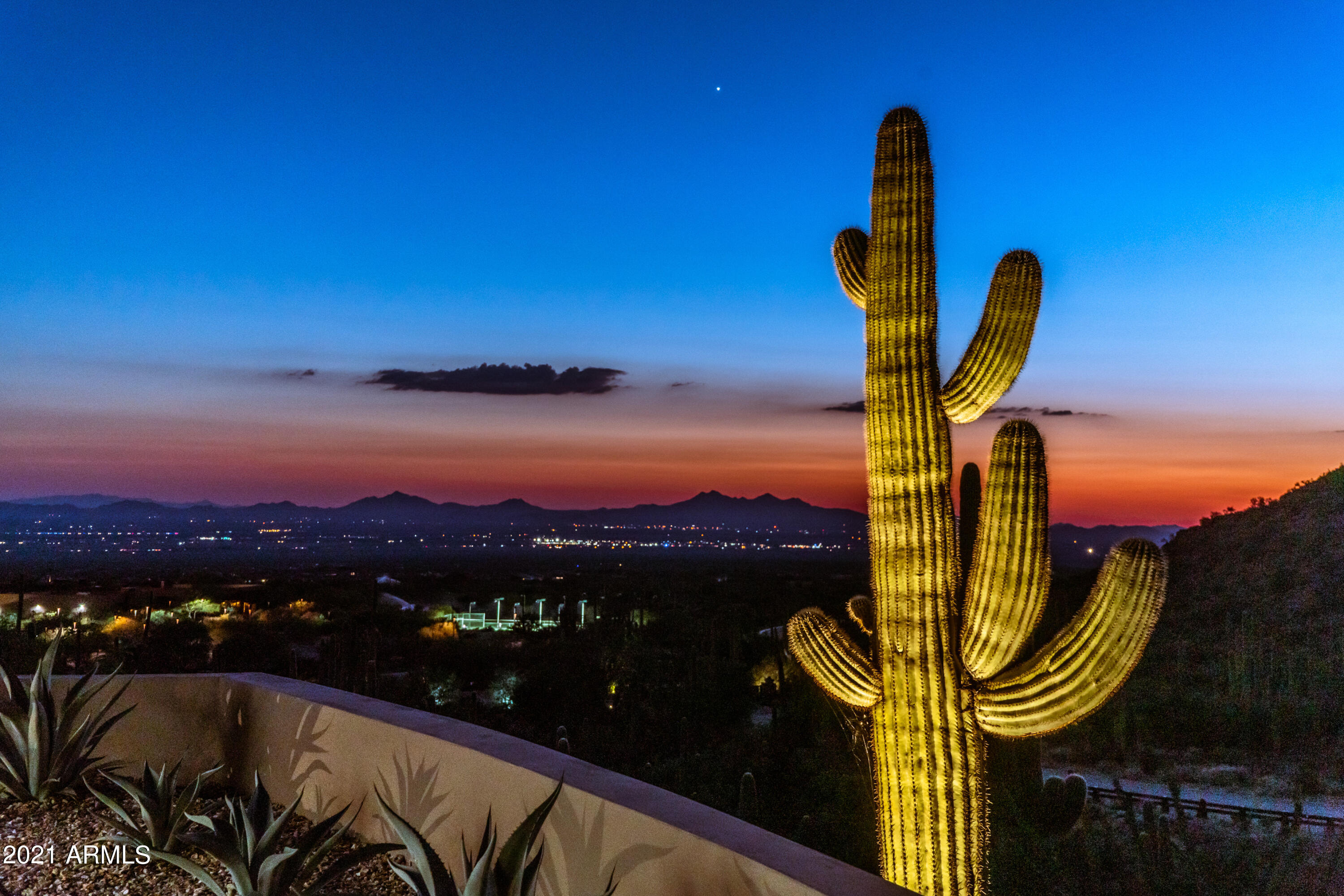 DOVE MOUNTAIN RESORT - Residential