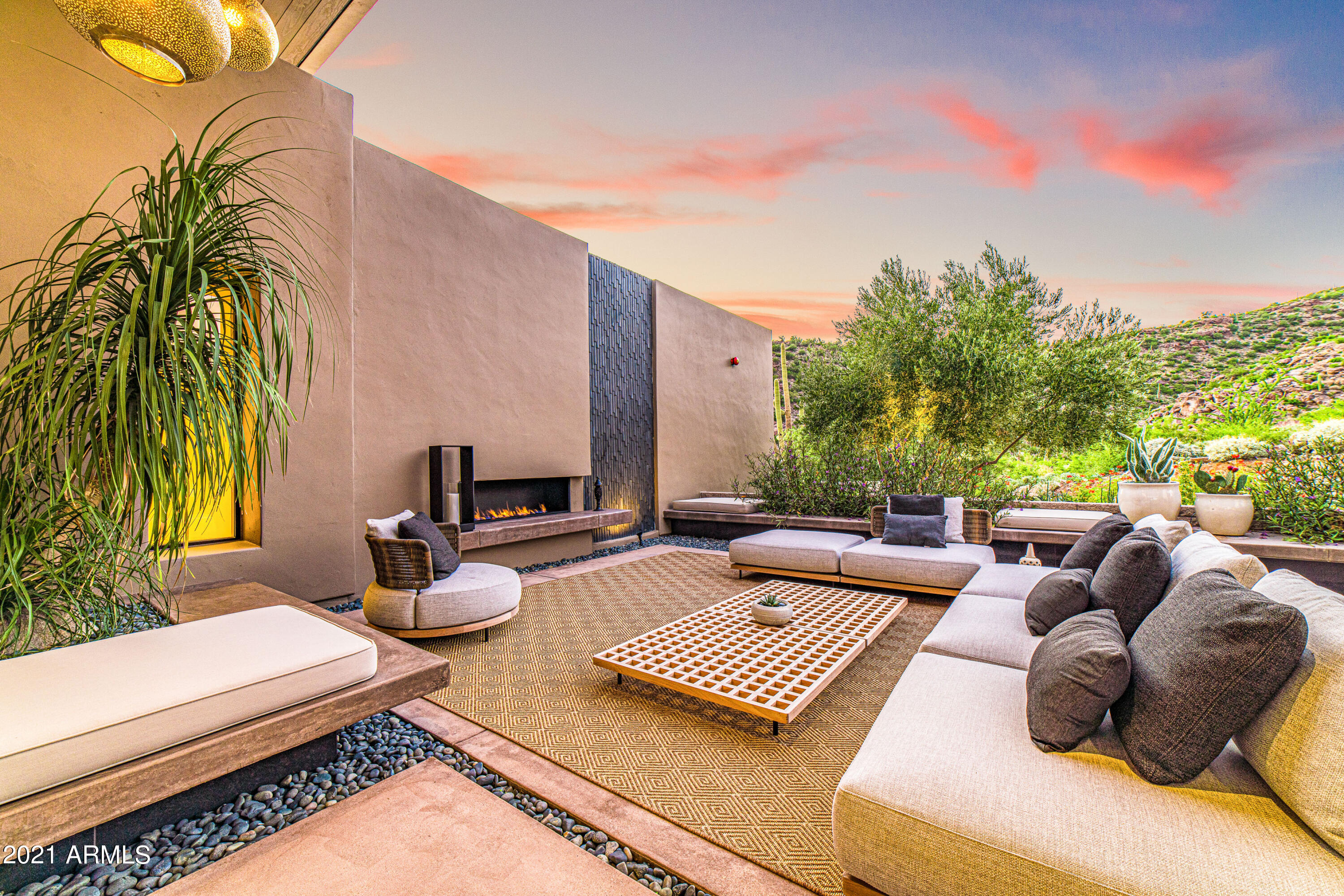 DOVE MOUNTAIN RESORT - Residential