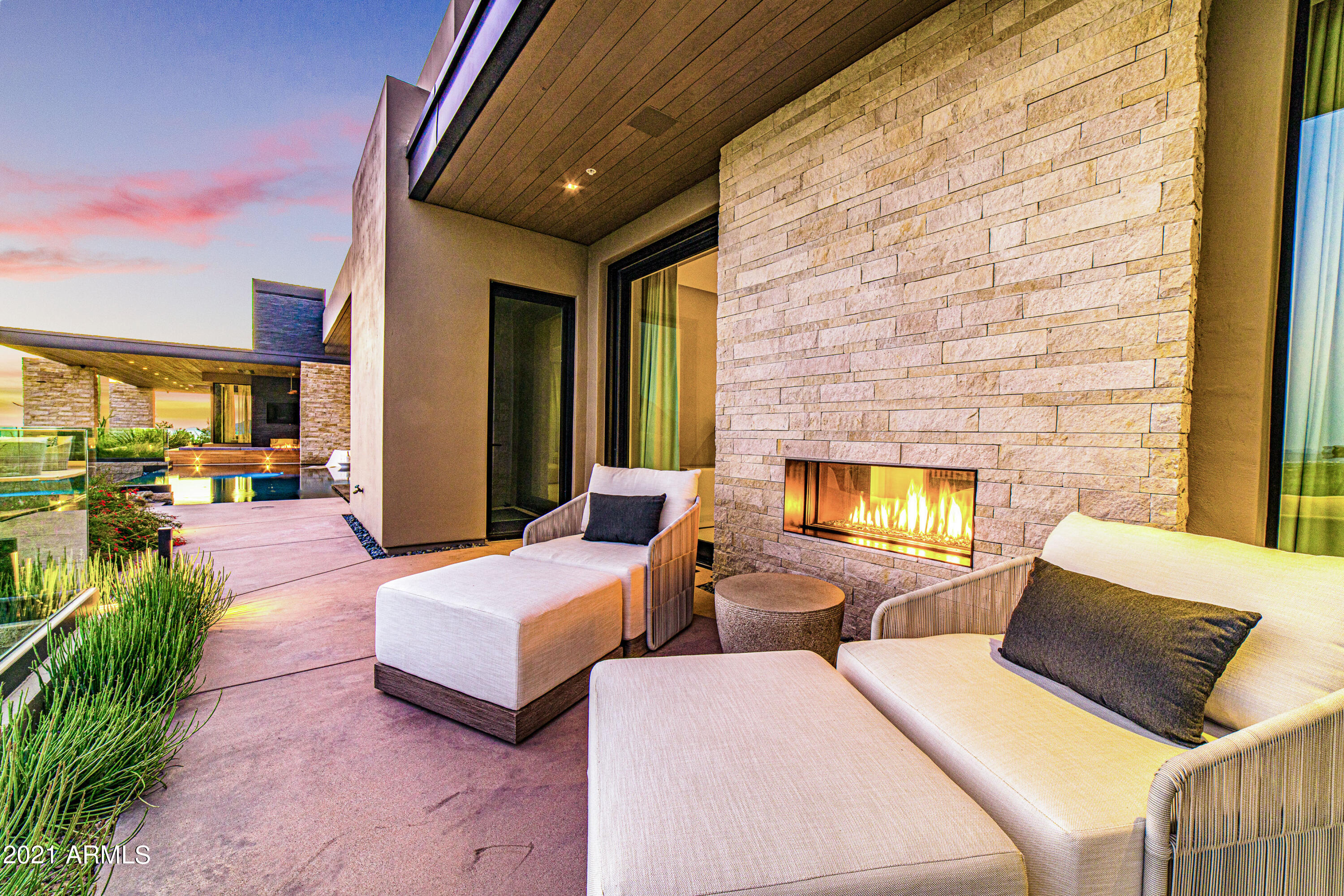 DOVE MOUNTAIN RESORT - Residential
