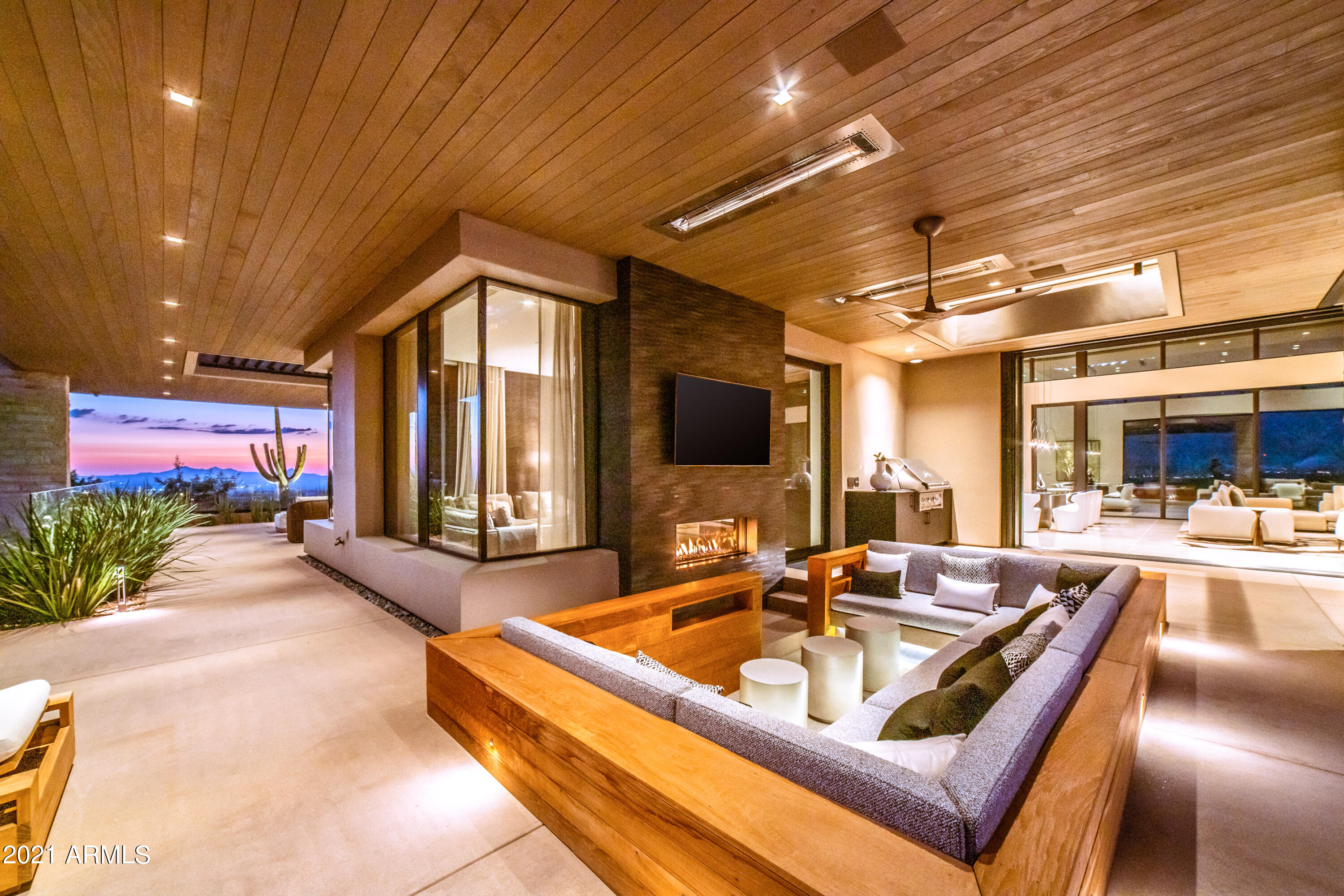 DOVE MOUNTAIN RESORT - Residential