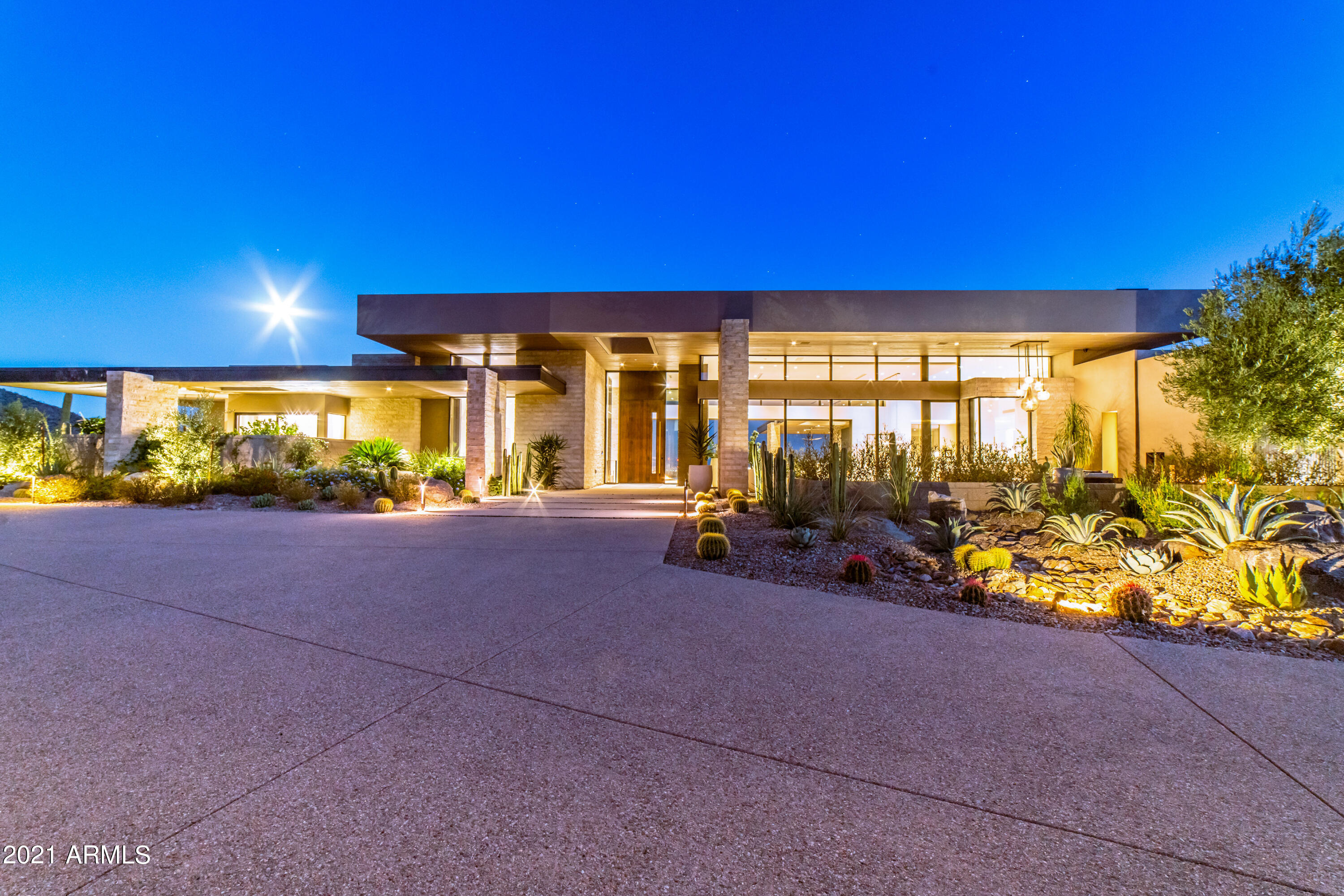 DOVE MOUNTAIN RESORT - Residential