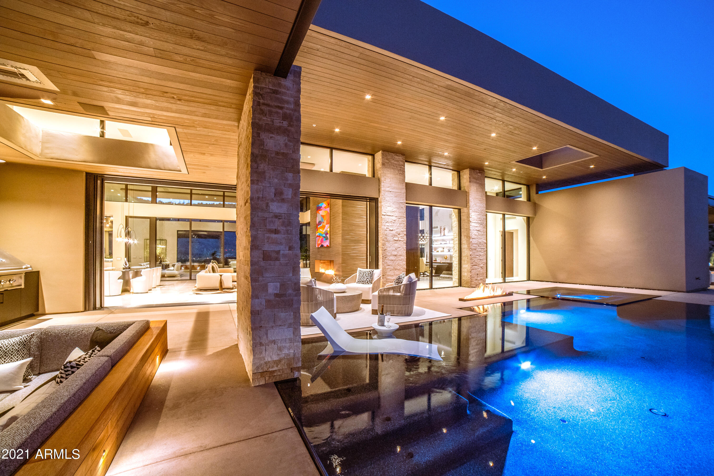 DOVE MOUNTAIN RESORT - Residential
