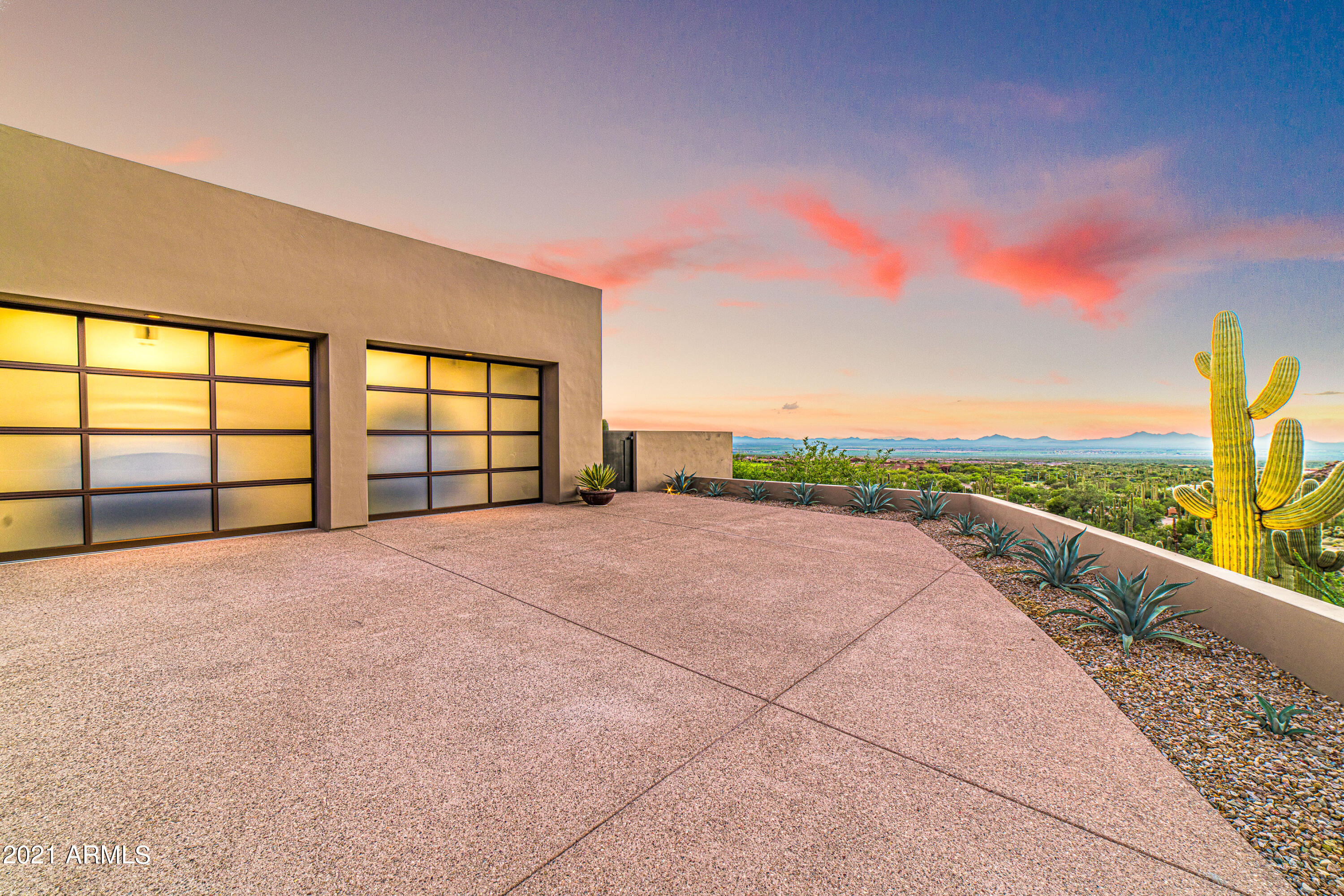 DOVE MOUNTAIN RESORT - Residential