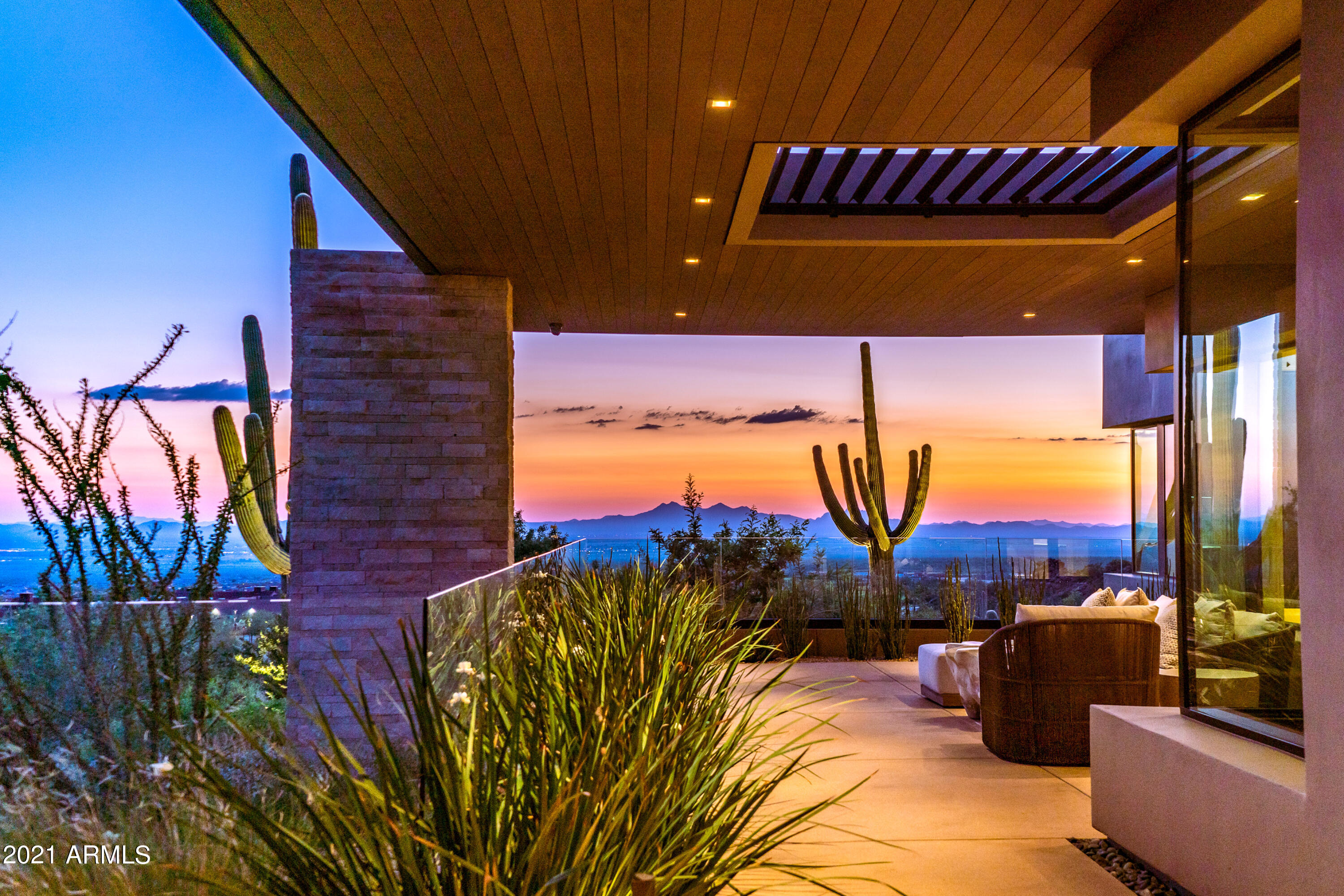 DOVE MOUNTAIN RESORT - Residential