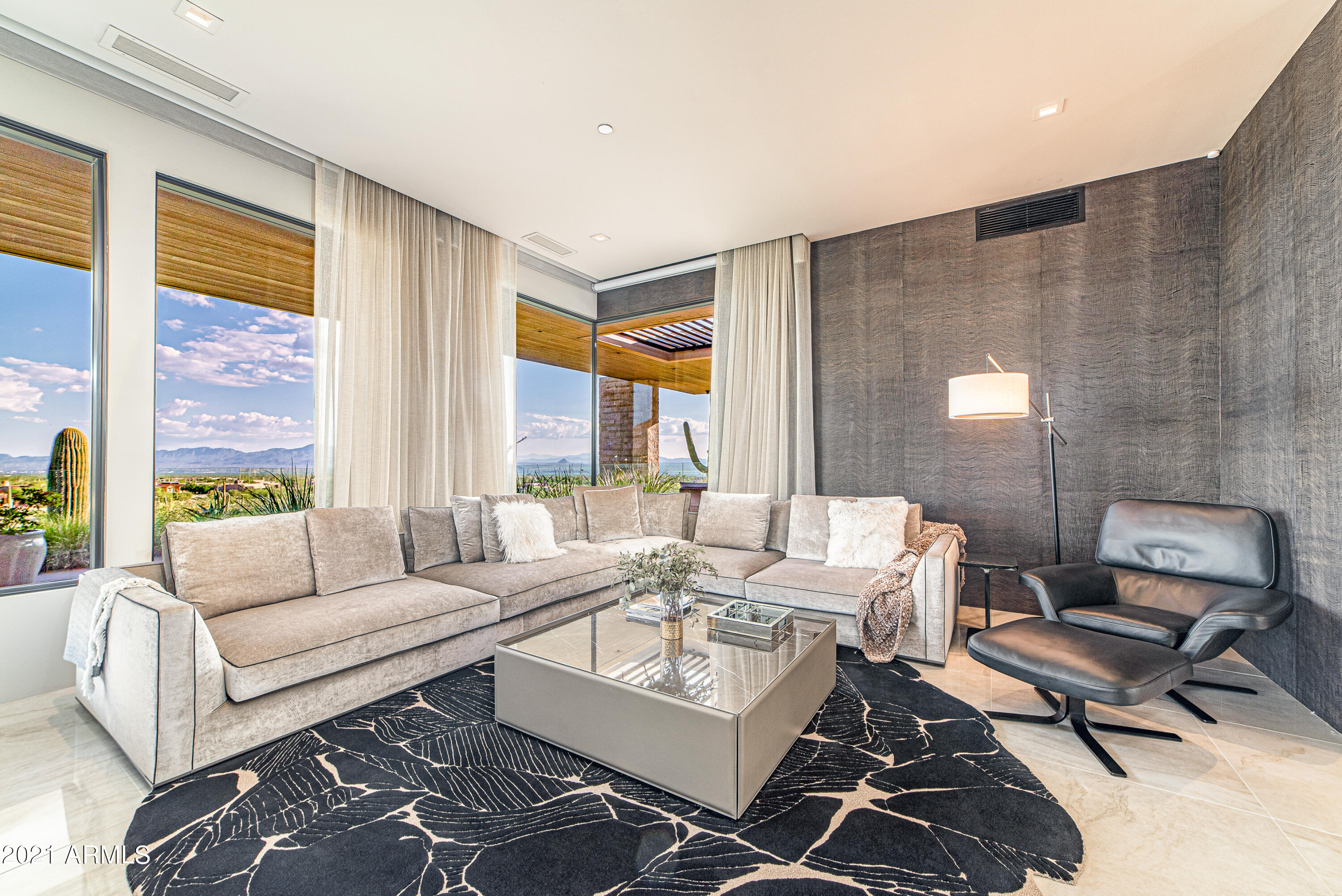 DOVE MOUNTAIN RESORT - Residential