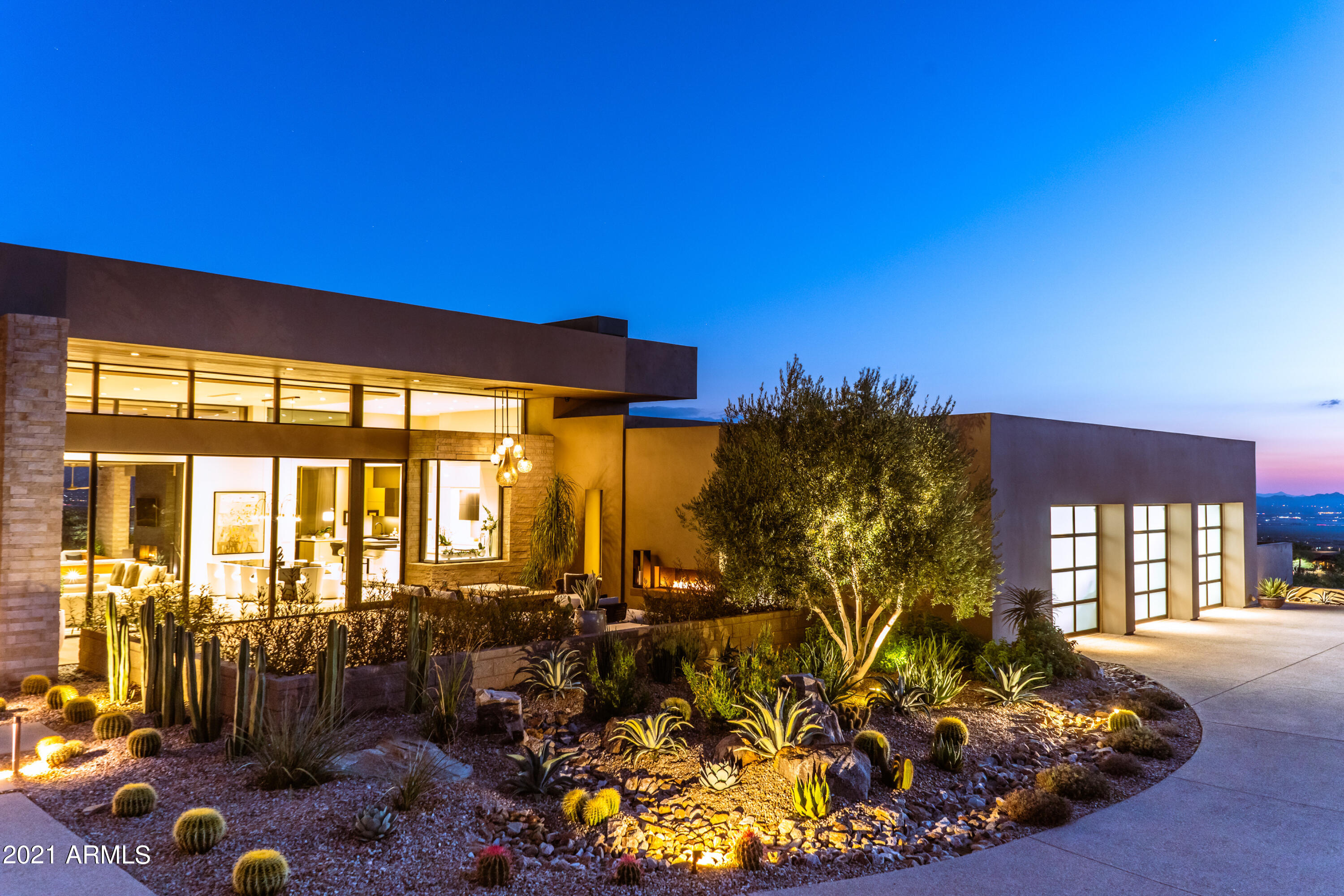 DOVE MOUNTAIN RESORT - Residential