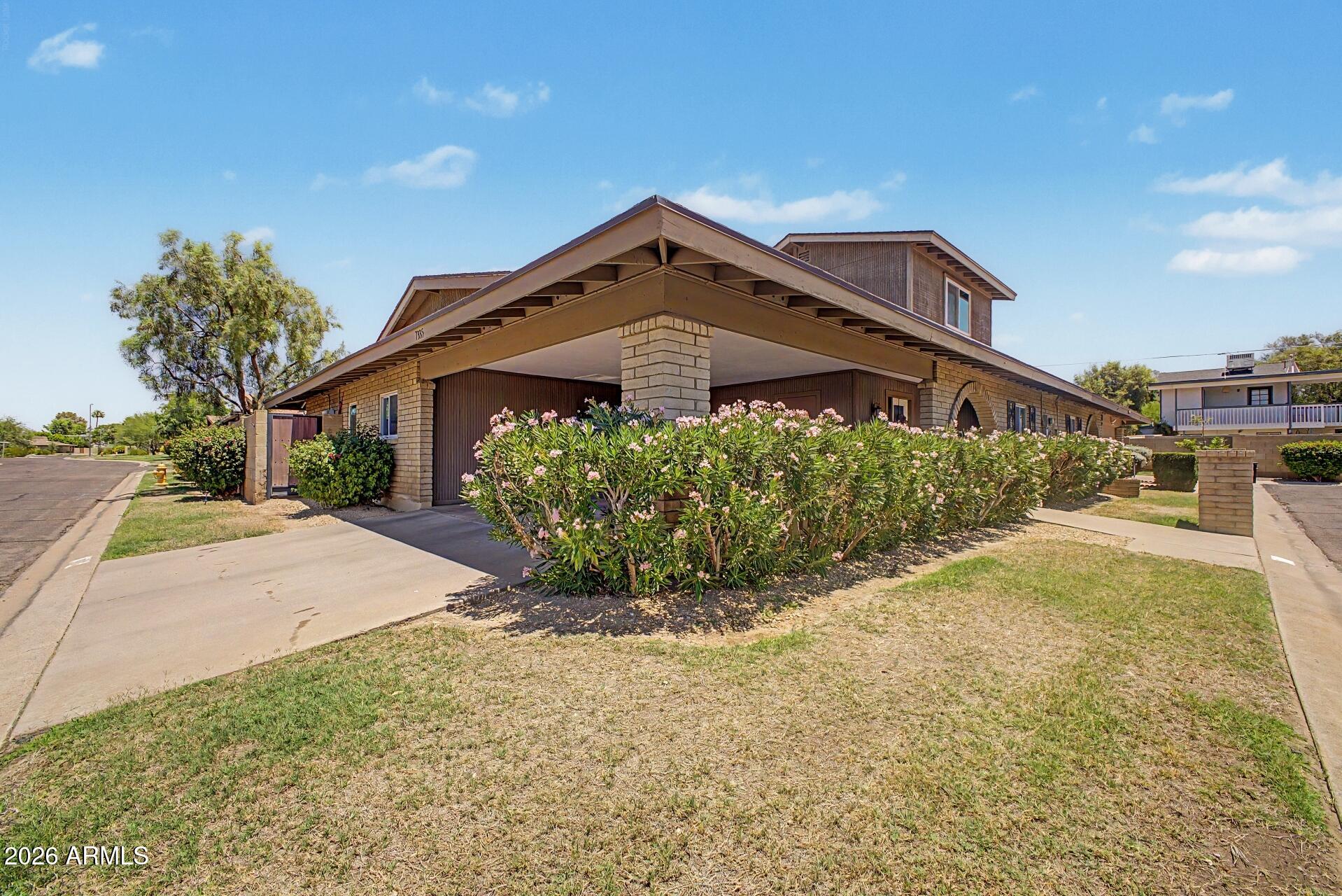 ORANGEWOOD EAST TOWNHOMES - Residential