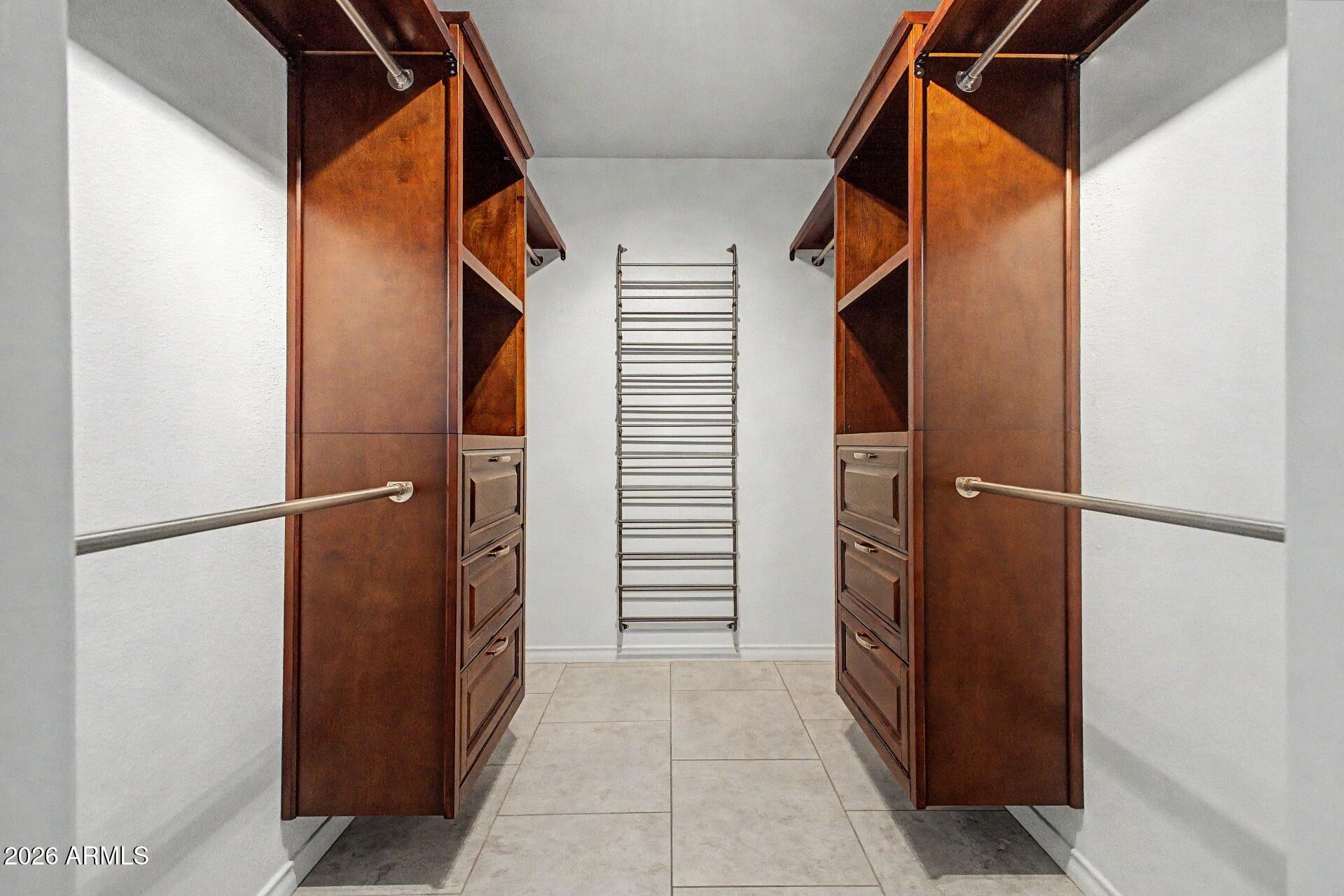 ORANGEWOOD EAST TOWNHOMES - Residential