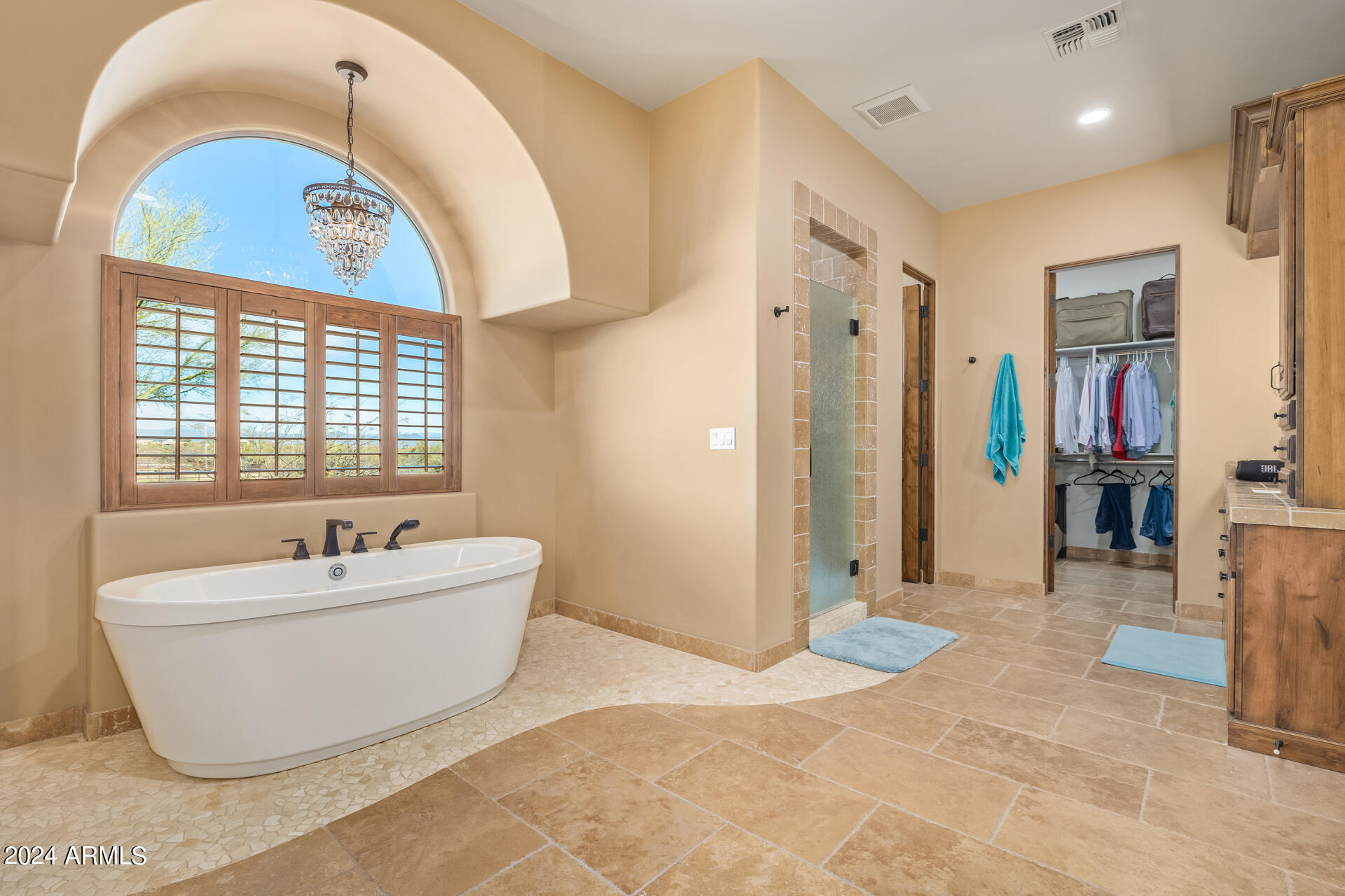 W2 W2 SE4 NW4 SEC 32 EX S2 S2 TH/OF - Residential