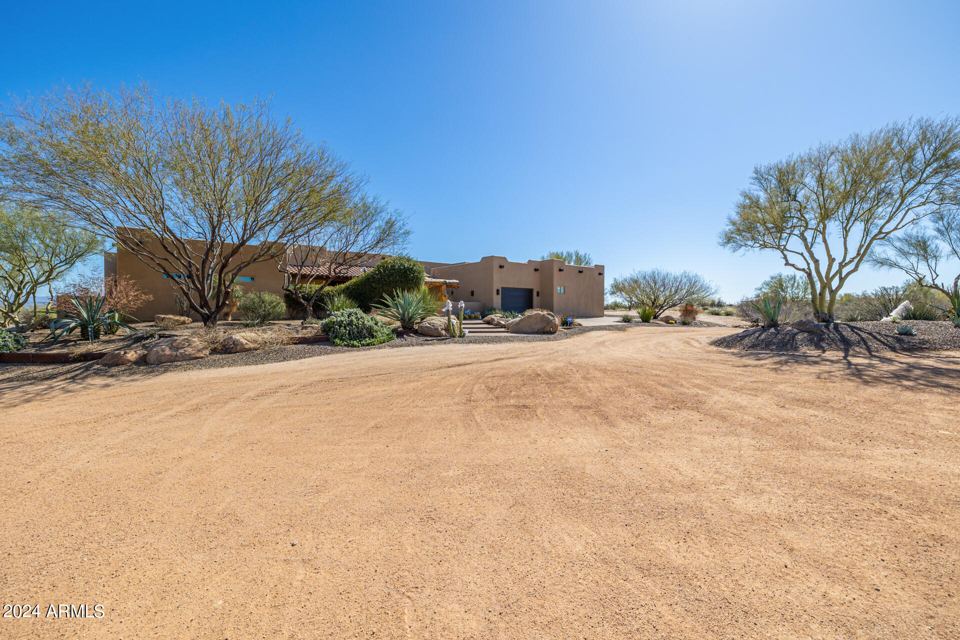W2 W2 SE4 NW4 SEC 32 EX S2 S2 TH/OF - Residential