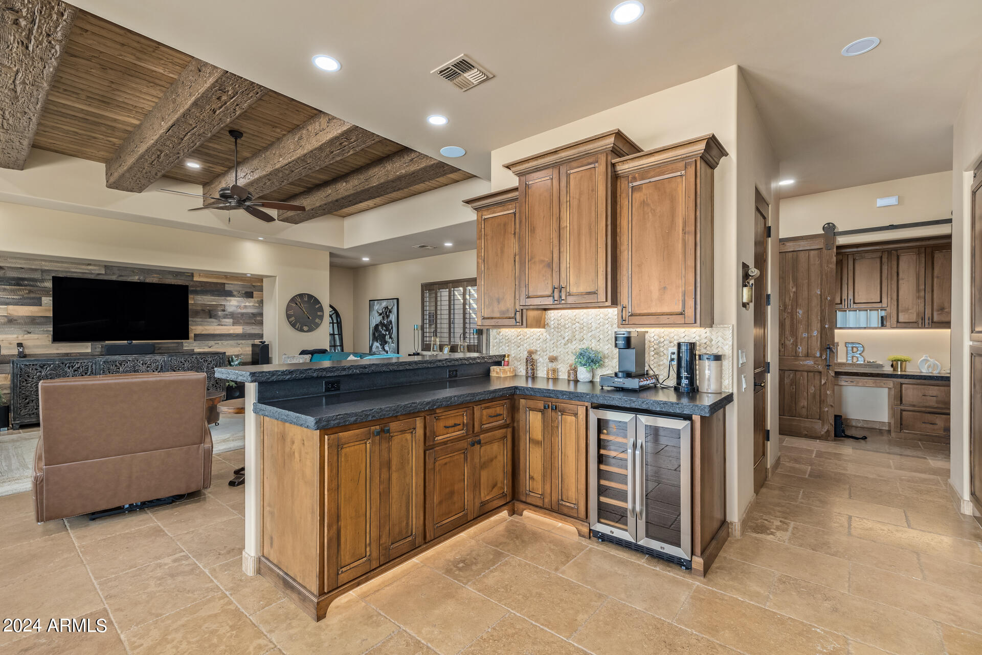 W2 W2 SE4 NW4 SEC 32 EX S2 S2 TH/OF - Residential