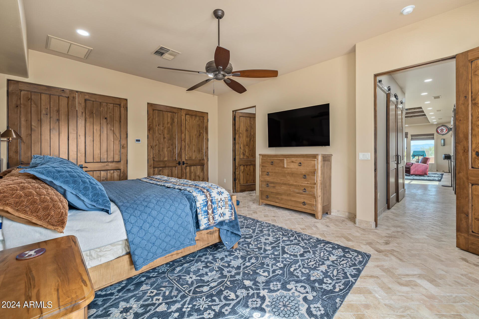 W2 W2 SE4 NW4 SEC 32 EX S2 S2 TH/OF - Residential