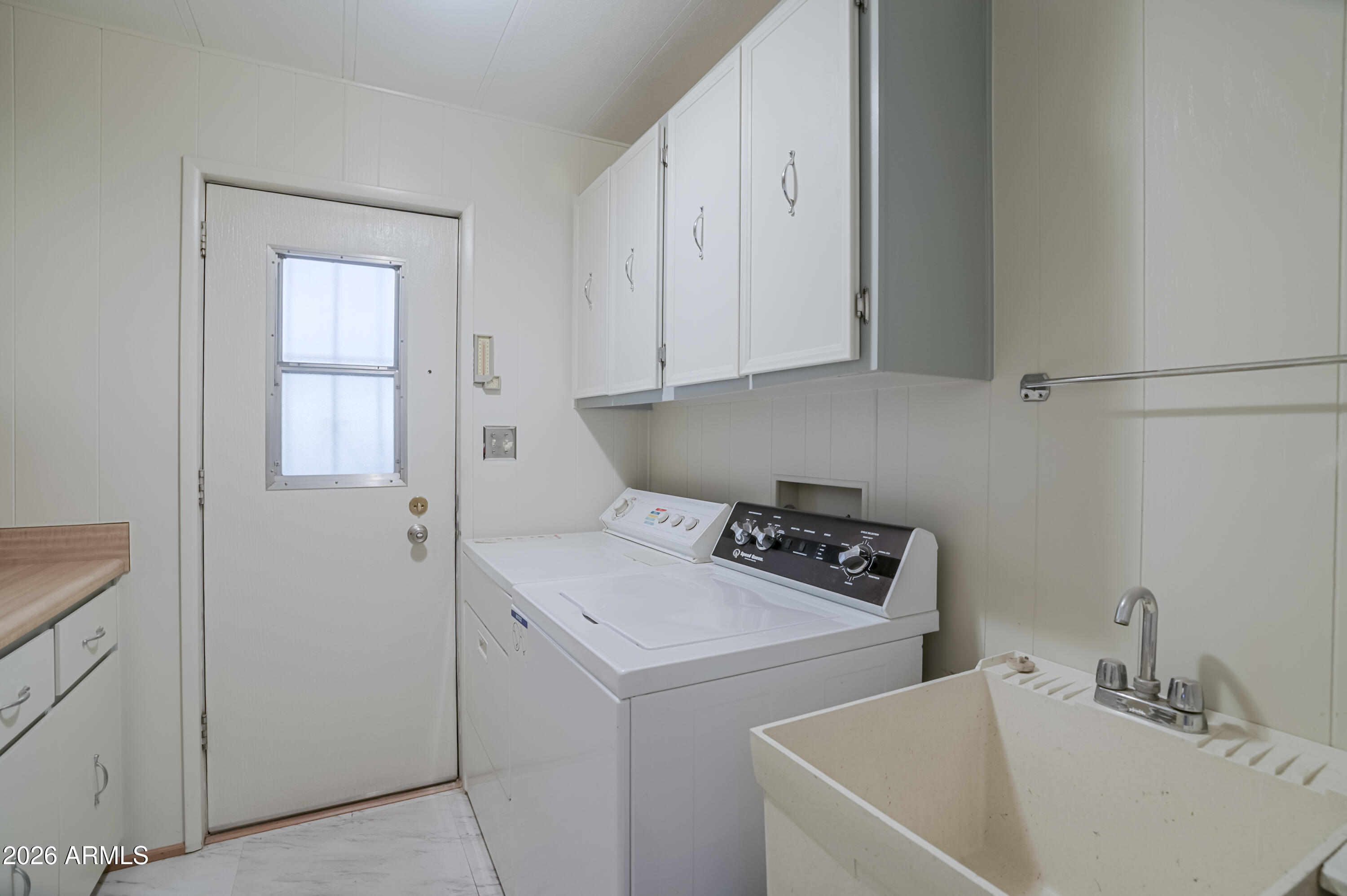 SUNRISE TERRACE - Residential