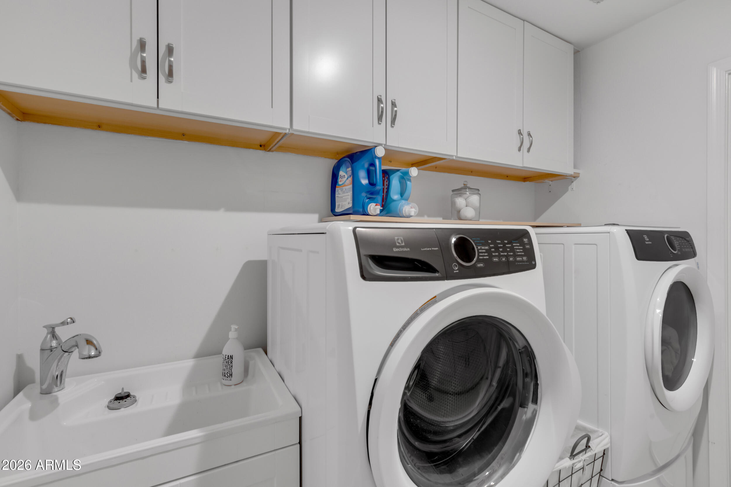 SUN LAKES UNIT 18 - Residential