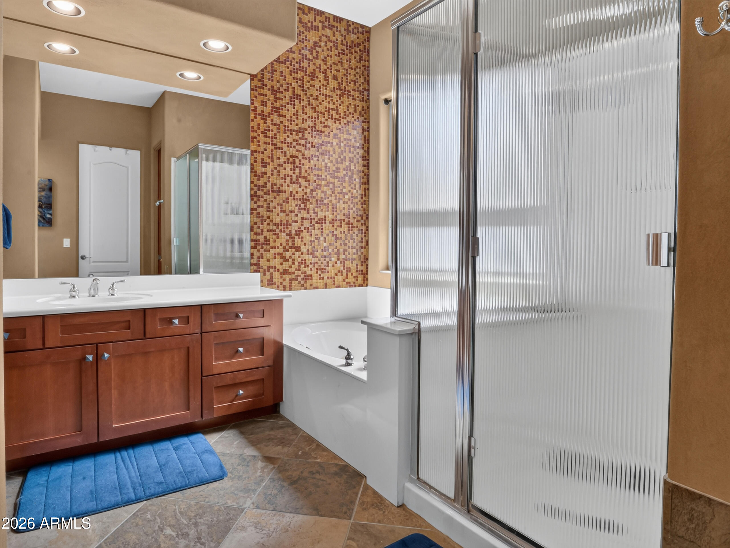 HIGHLINE RANCH - Residential