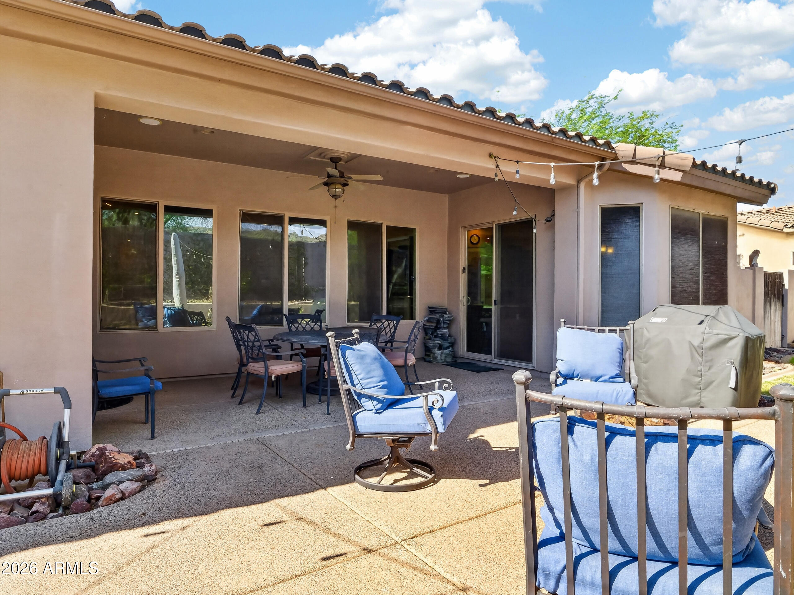 HIGHLINE RANCH - Residential